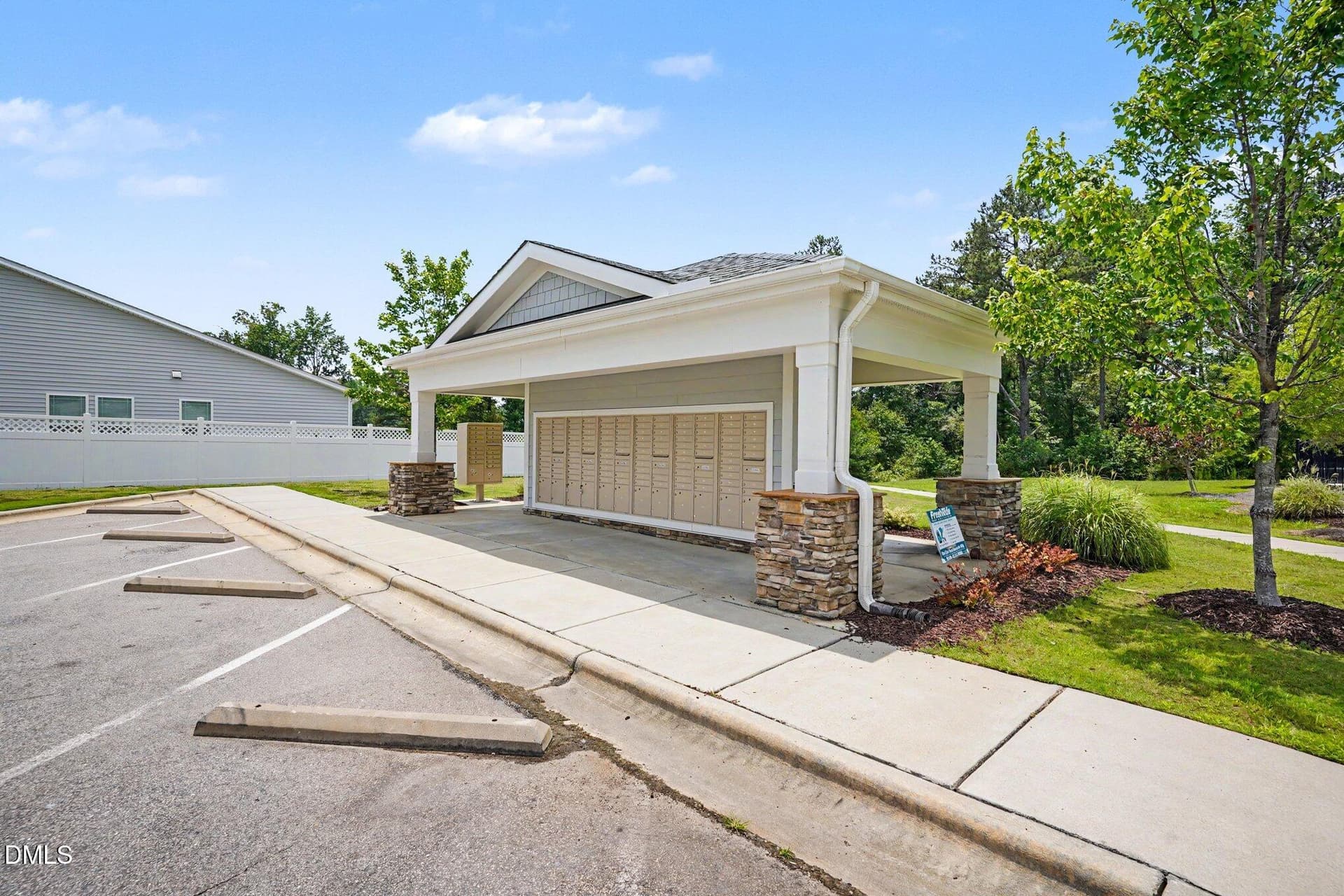 029_file_3779 - 444 Streamliner Boulevard, Clayton, NC 27520
