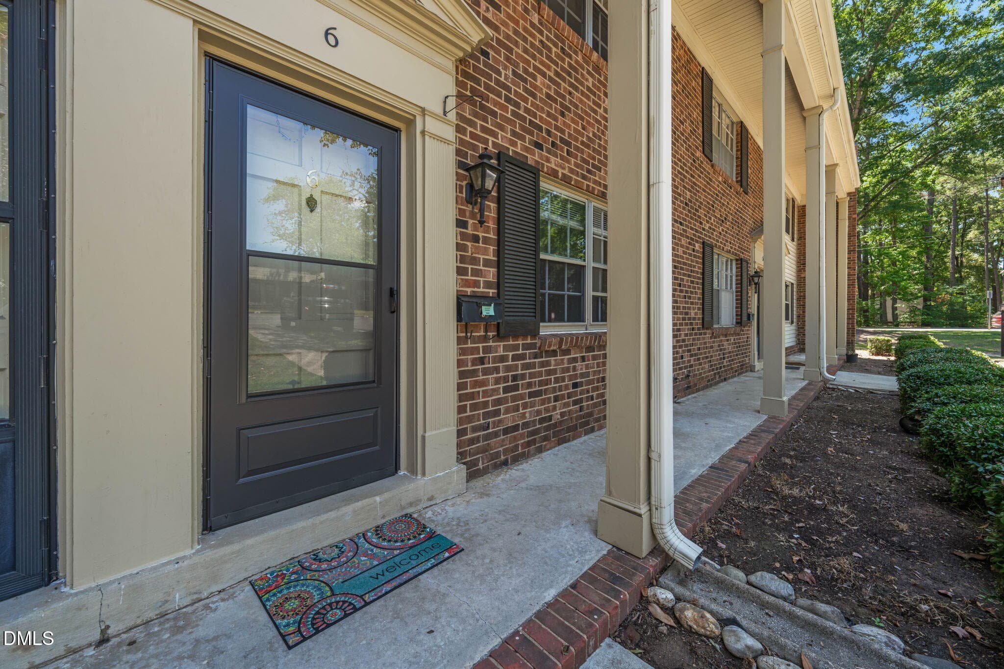 2-web-or-mls-DSC04613 - 1002 Willow Drive Apt 6, Chapel Hill, NC 27514, Chapel Hill