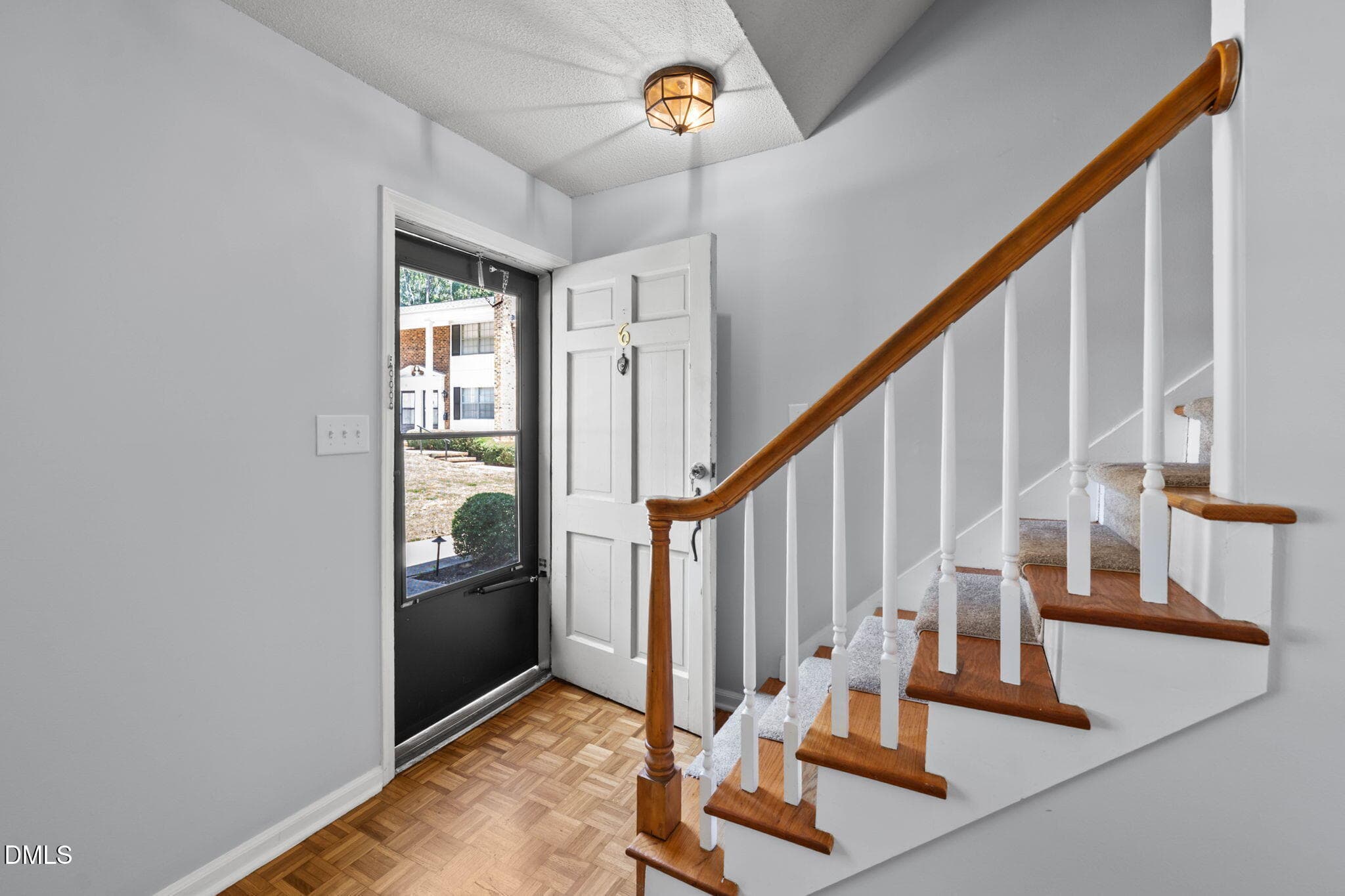 3-web-or-mls-DSC04581 - 1002 Willow Drive Apt 6, Chapel Hill, NC 27514, Chapel Hill