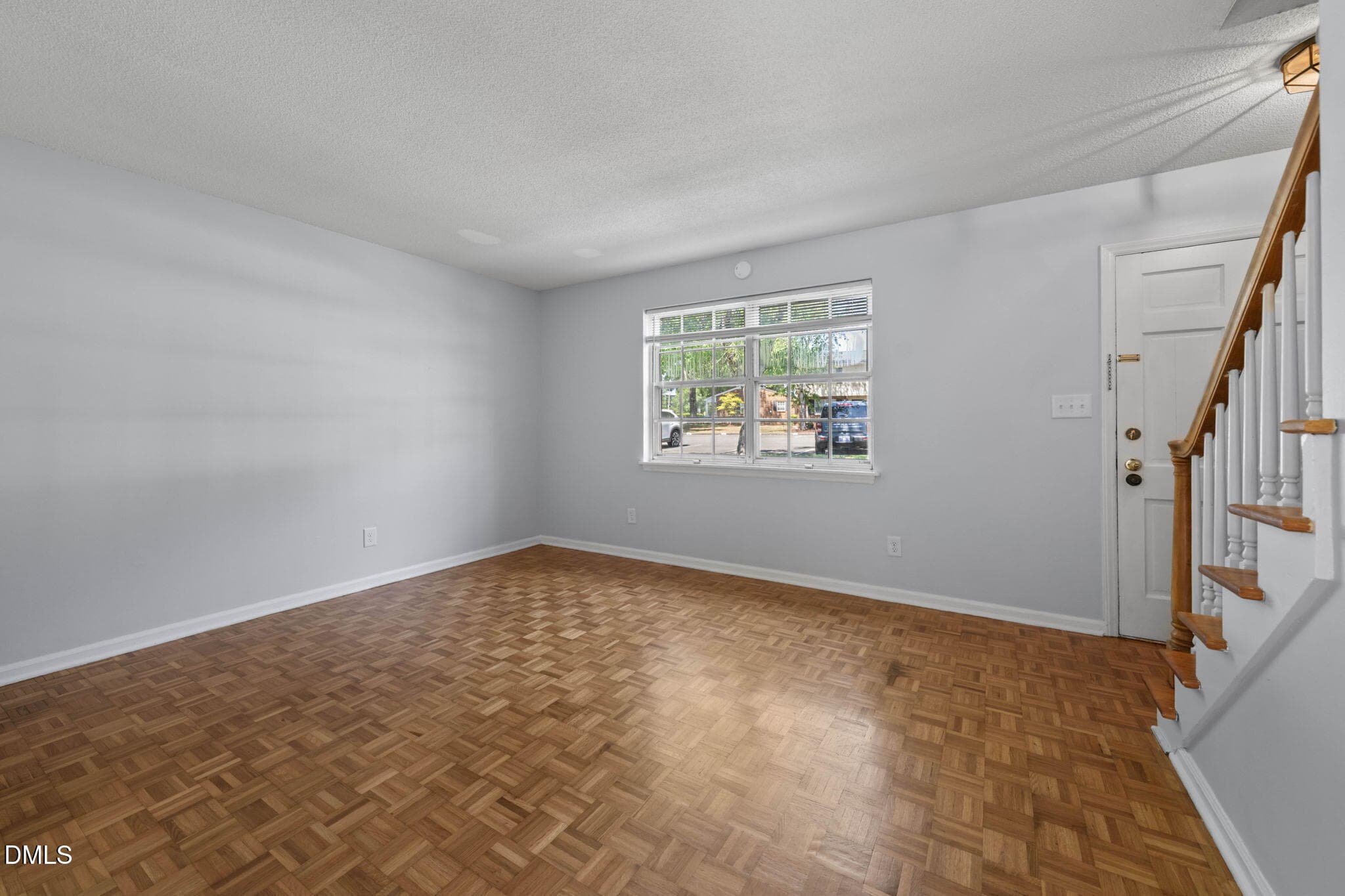 7-web-or-mls-DSC04441 - 1002 Willow Drive Apt 6, Chapel Hill, NC 27514, Chapel Hill