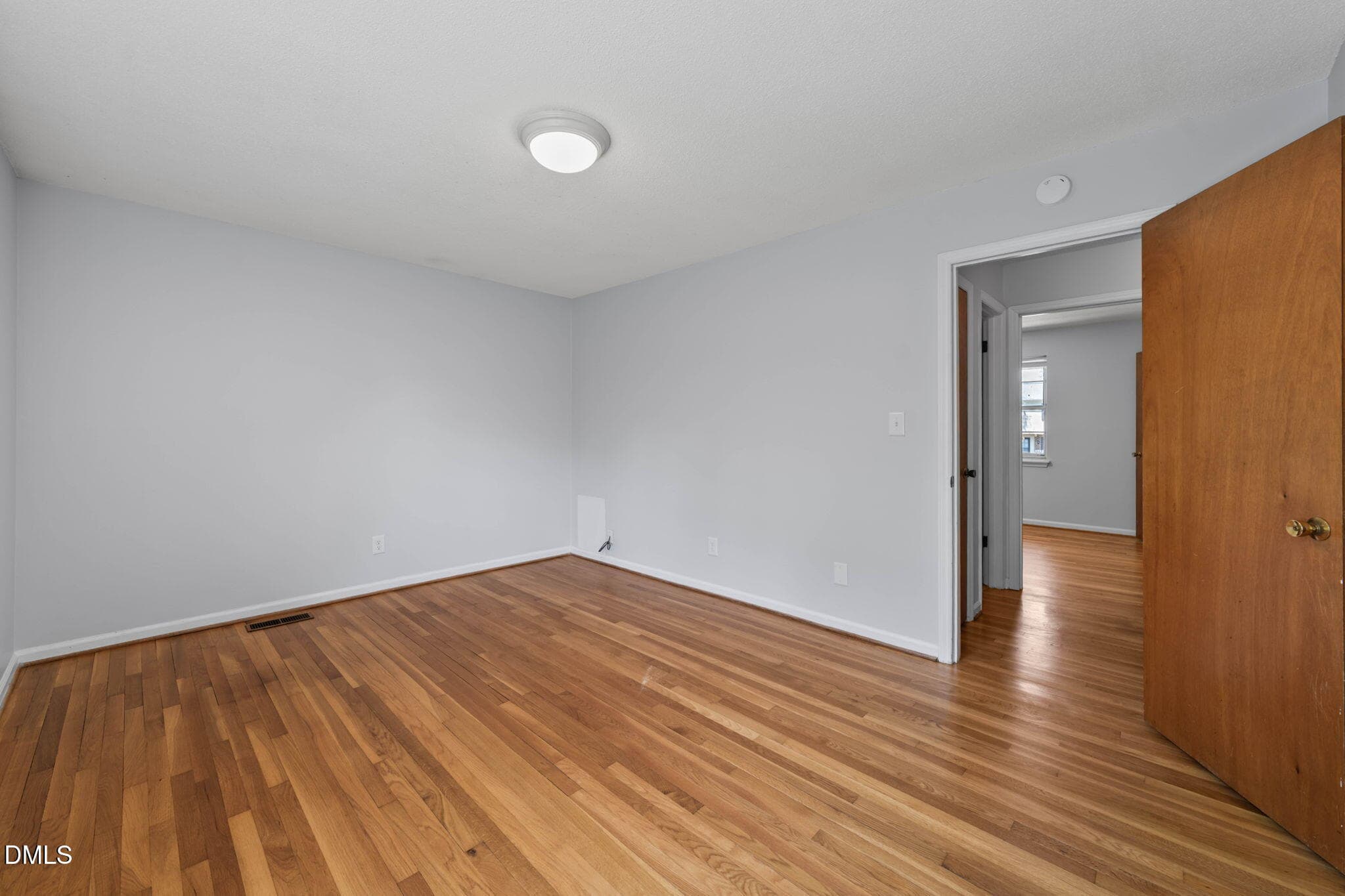 18-web-or-mls-DSC04536 - 1002 Willow Drive Apt 6, Chapel Hill, NC 27514, Chapel Hill