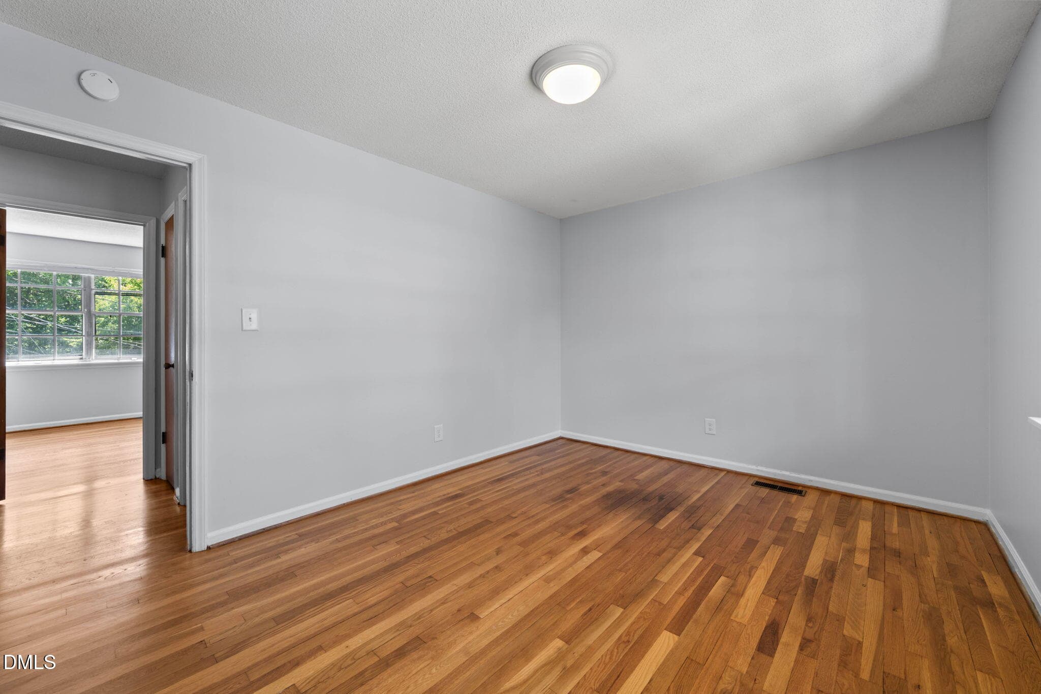 22-web-or-mls-DSC04576 - 1002 Willow Drive Apt 6, Chapel Hill, NC 27514, Chapel Hill