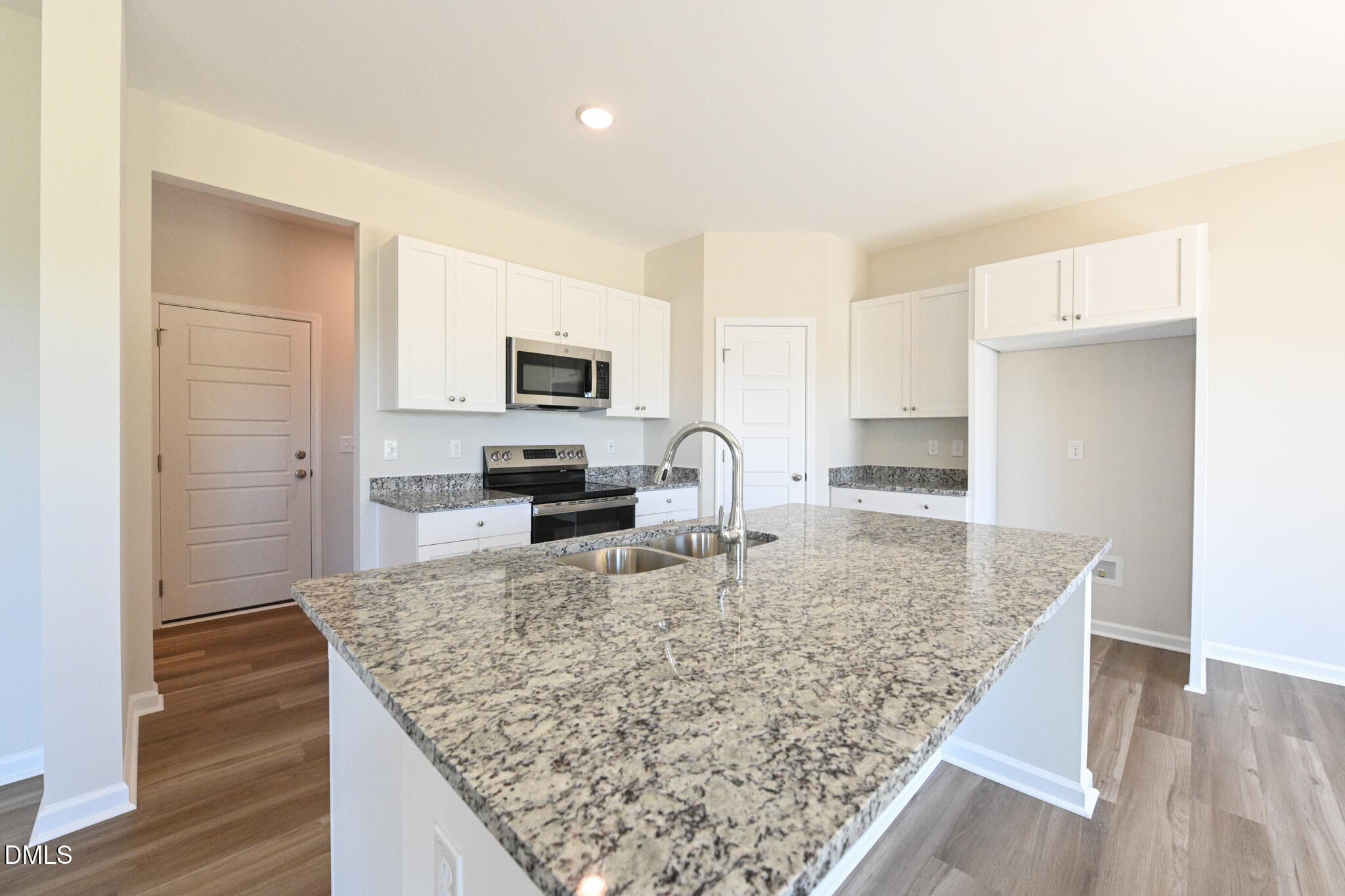 006 - 19 Baxley Drive, Dunn, NC 28334