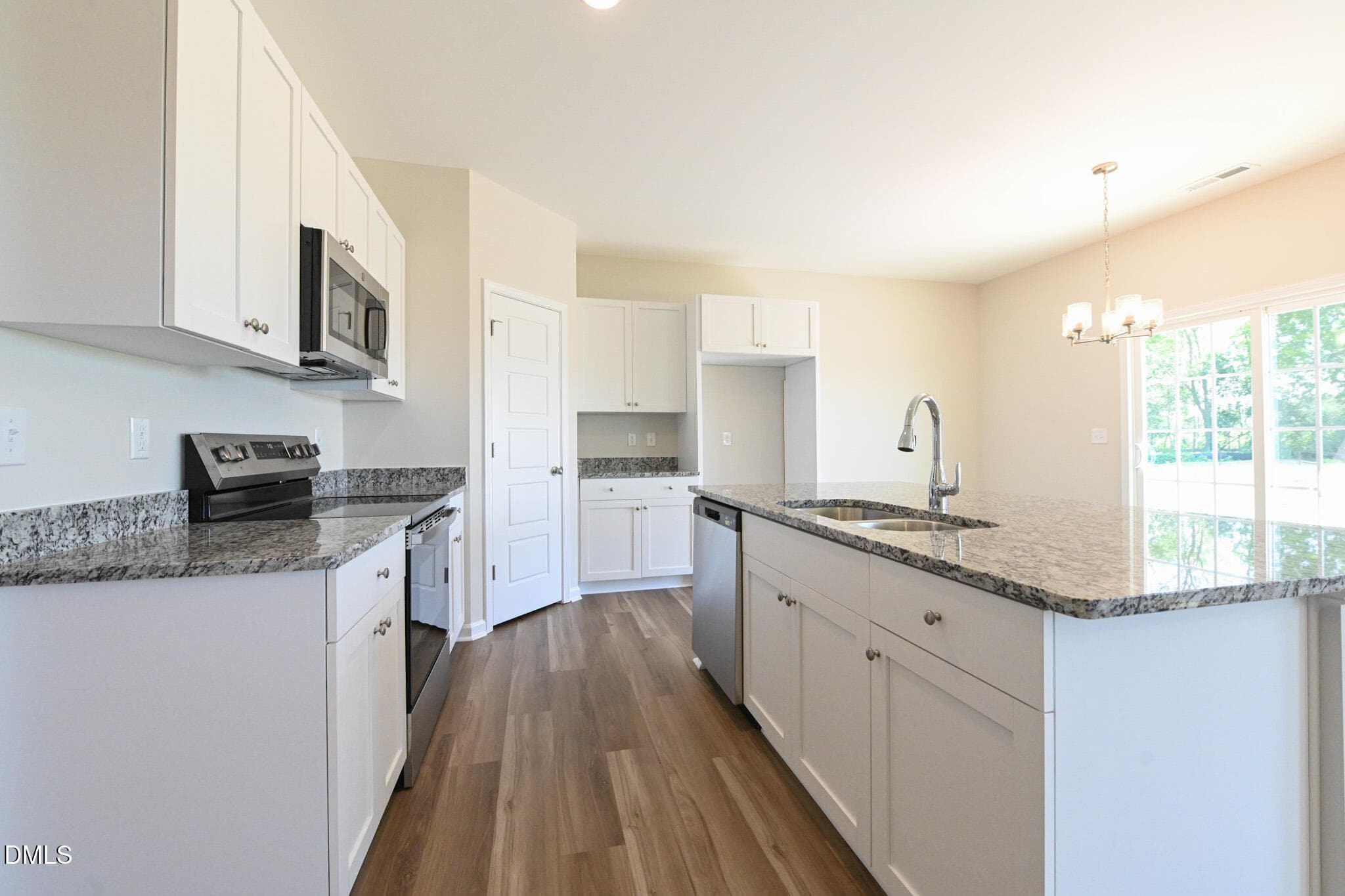 008 - 19 Baxley Drive, Dunn, NC 28334