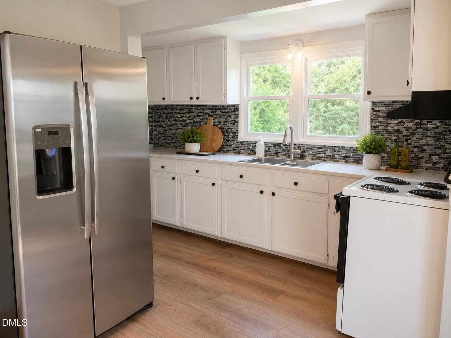 kitchen - 3133 Tryon Road, Raleigh, NC 27603, Raleigh