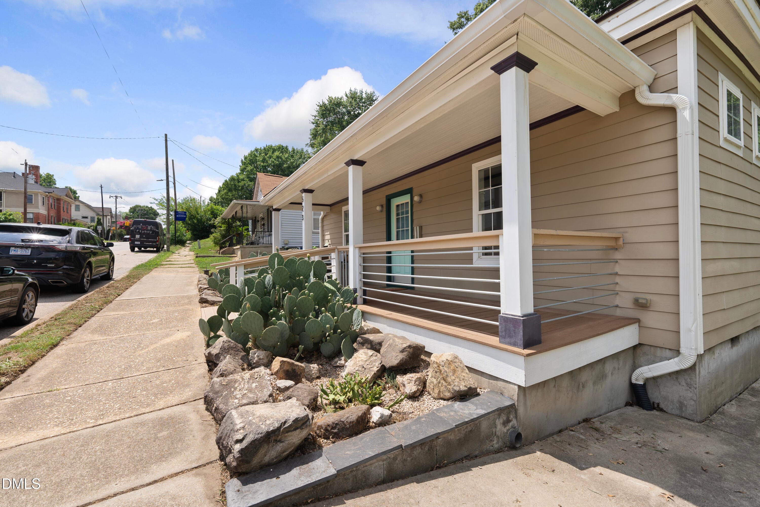DSC01165 - 523 E Edenton Street, Raleigh, NC 27601, Raleigh