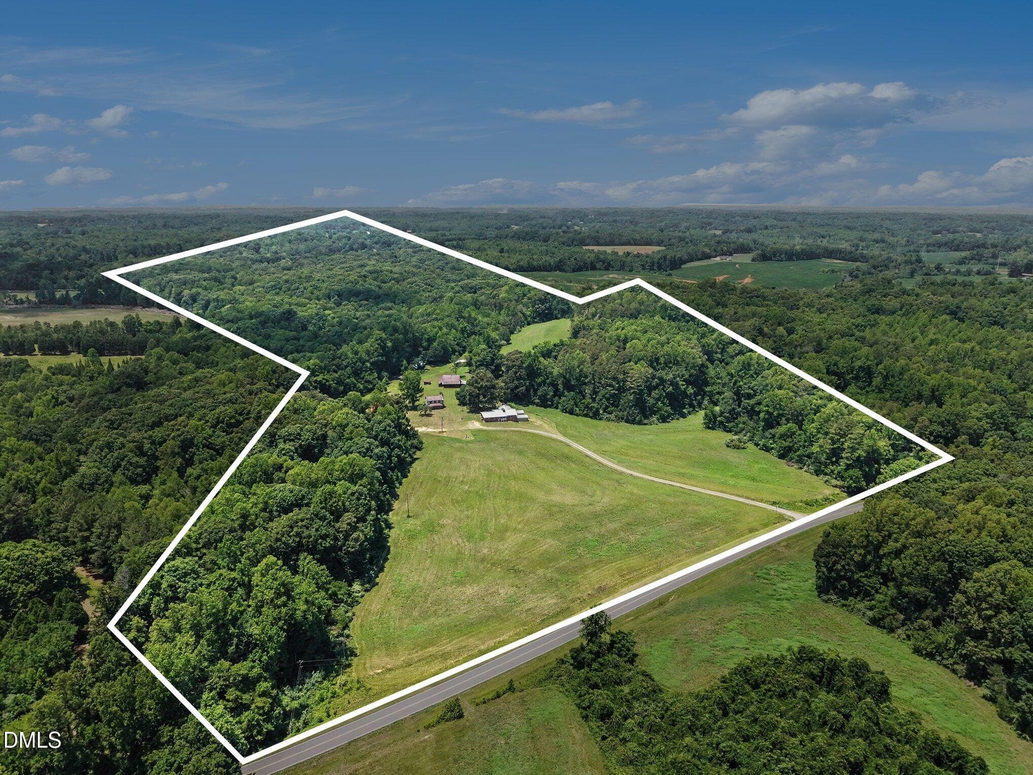056_file_8066 - 5529 Hollow Hill Road, Liberty, NC 27298