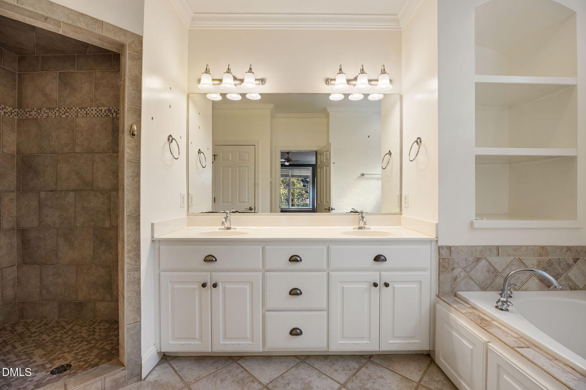 34-web-or-mls-484A6029 - 127 Graylyn Drive, Chapel Hill, NC 27516, Chapel Hill