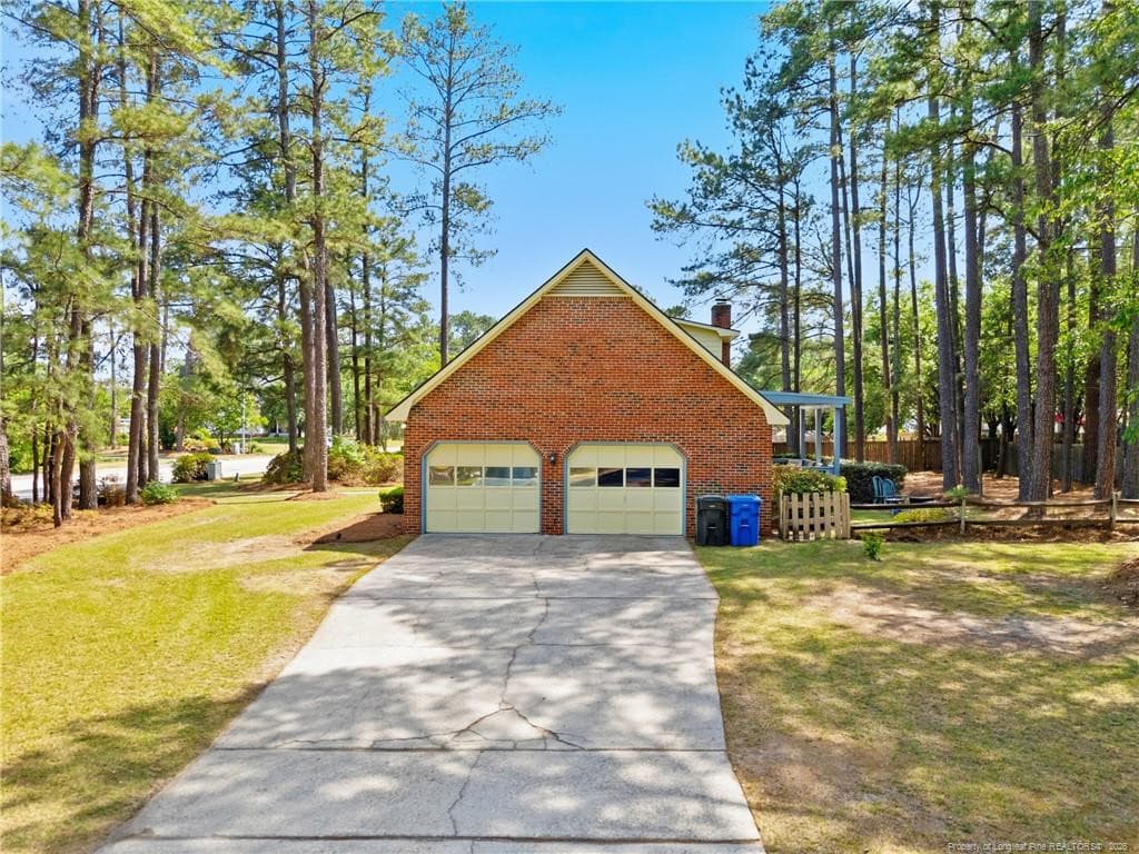 Photo 2 - 390 Hilliard Drive, Fayetteville, NC 28311, Fayetteville