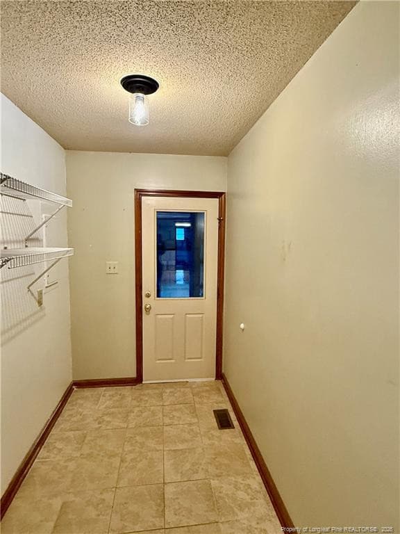 Laundry - 390 Hilliard Drive, Fayetteville, NC 28311, Fayetteville