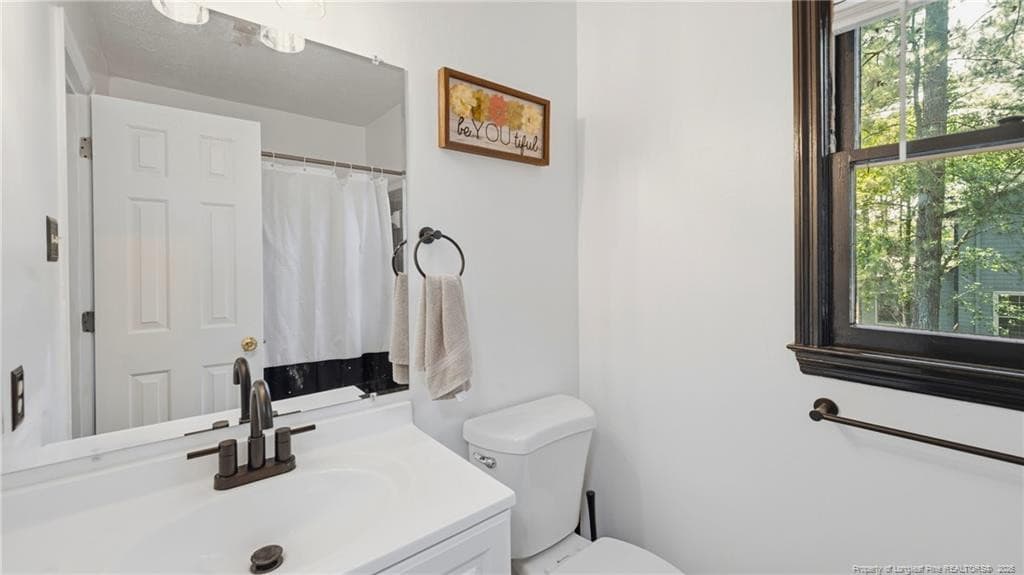 Power Room - 390 Hilliard Drive, Fayetteville, NC 28311, Fayetteville