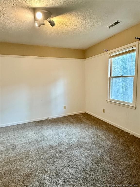 Bed 2 - 390 Hilliard Drive, Fayetteville, NC 28311, Fayetteville