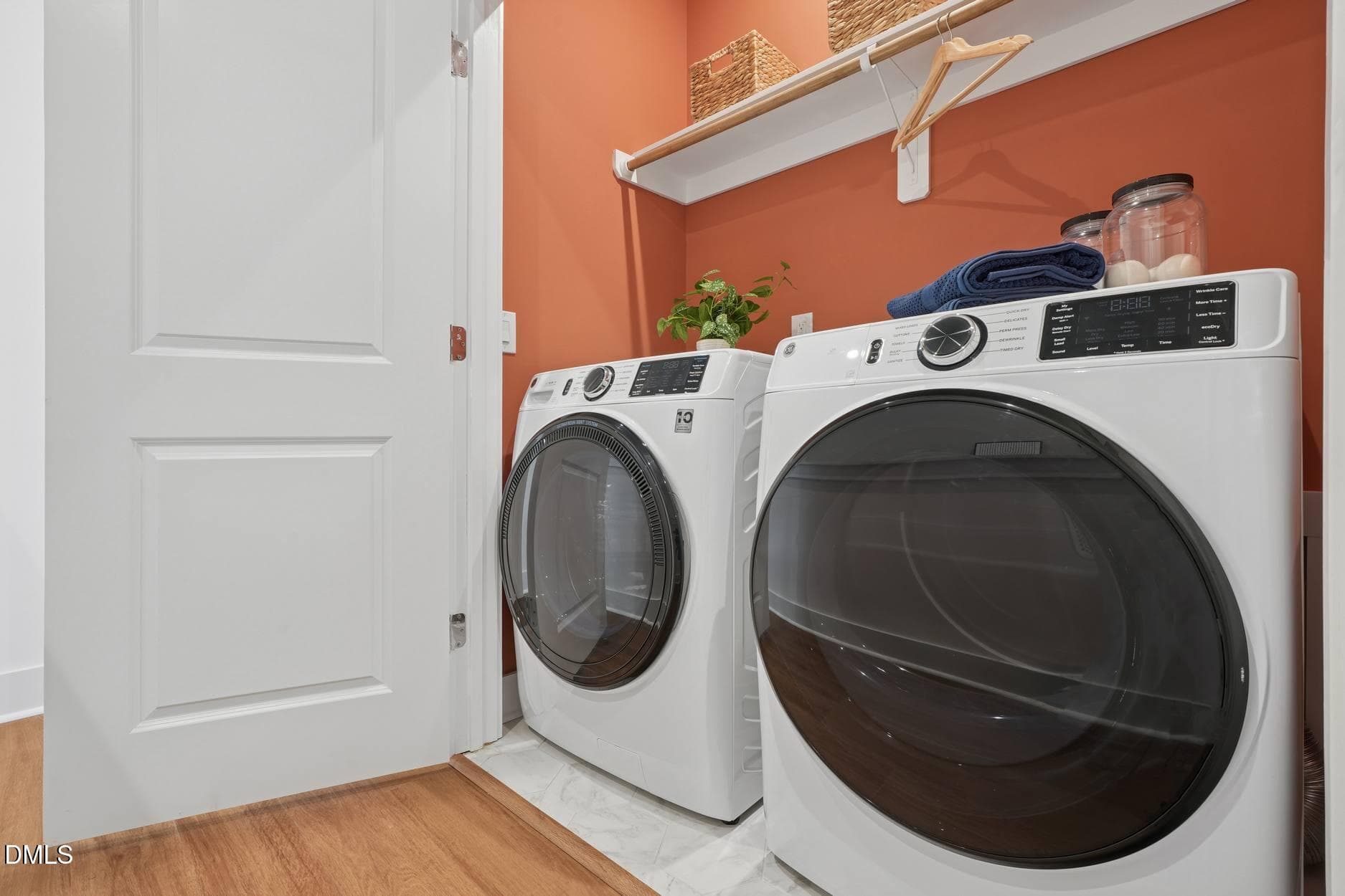 16. Holden- Laundry - 1059 Zelkova Lane, Chapel Hill, NC 27517, Chapel Hill