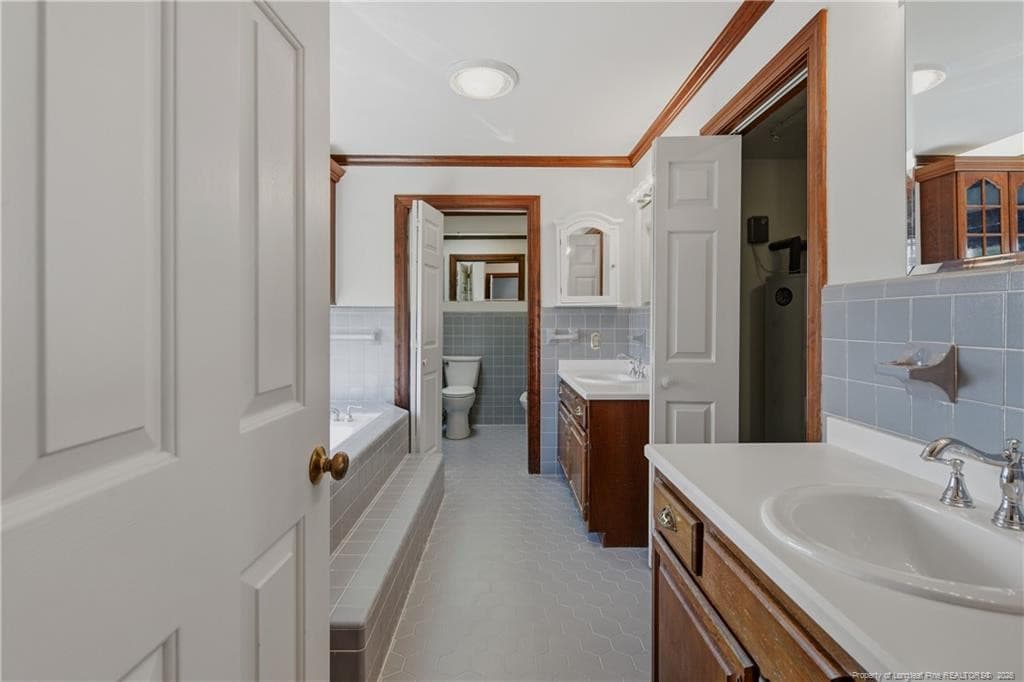 Photo 32 - 3504 Edgeside Court, Fayetteville, NC 28303, Fayetteville