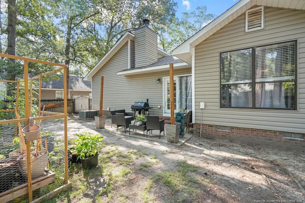 Photo 3 - 7110 Tres Court, Fayetteville, NC 28314, Fayetteville