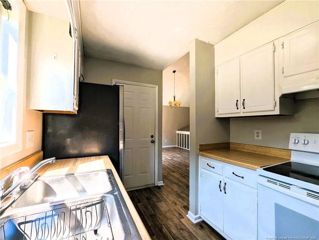 Photo 9 - 1327 Fraser Drive, Fayetteville, NC 28303, Fayetteville