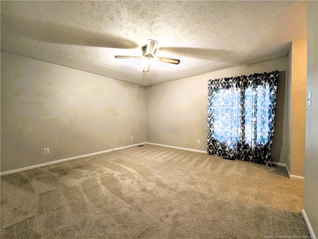 Photo 10 - 1327 Fraser Drive, Fayetteville, NC 28303, Fayetteville