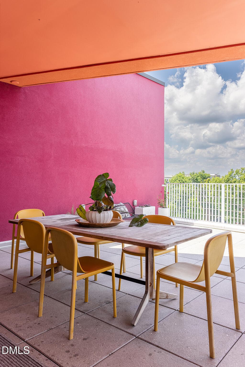 Gathering table - 600 S Duke Street, Durham, NC 27701, Durham