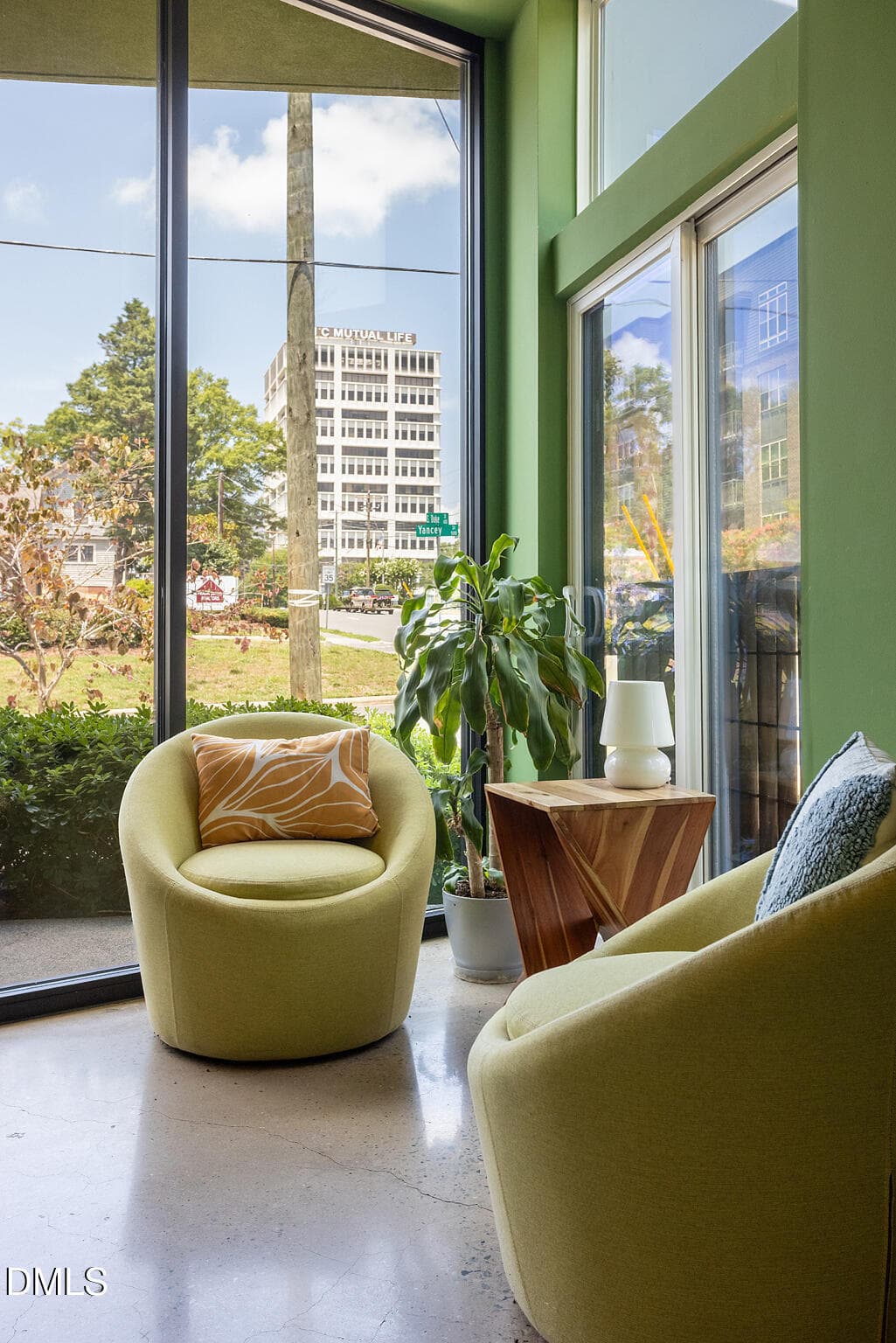 Lobby sitting area - 600 S Duke Street, Durham, NC 27701, Durham