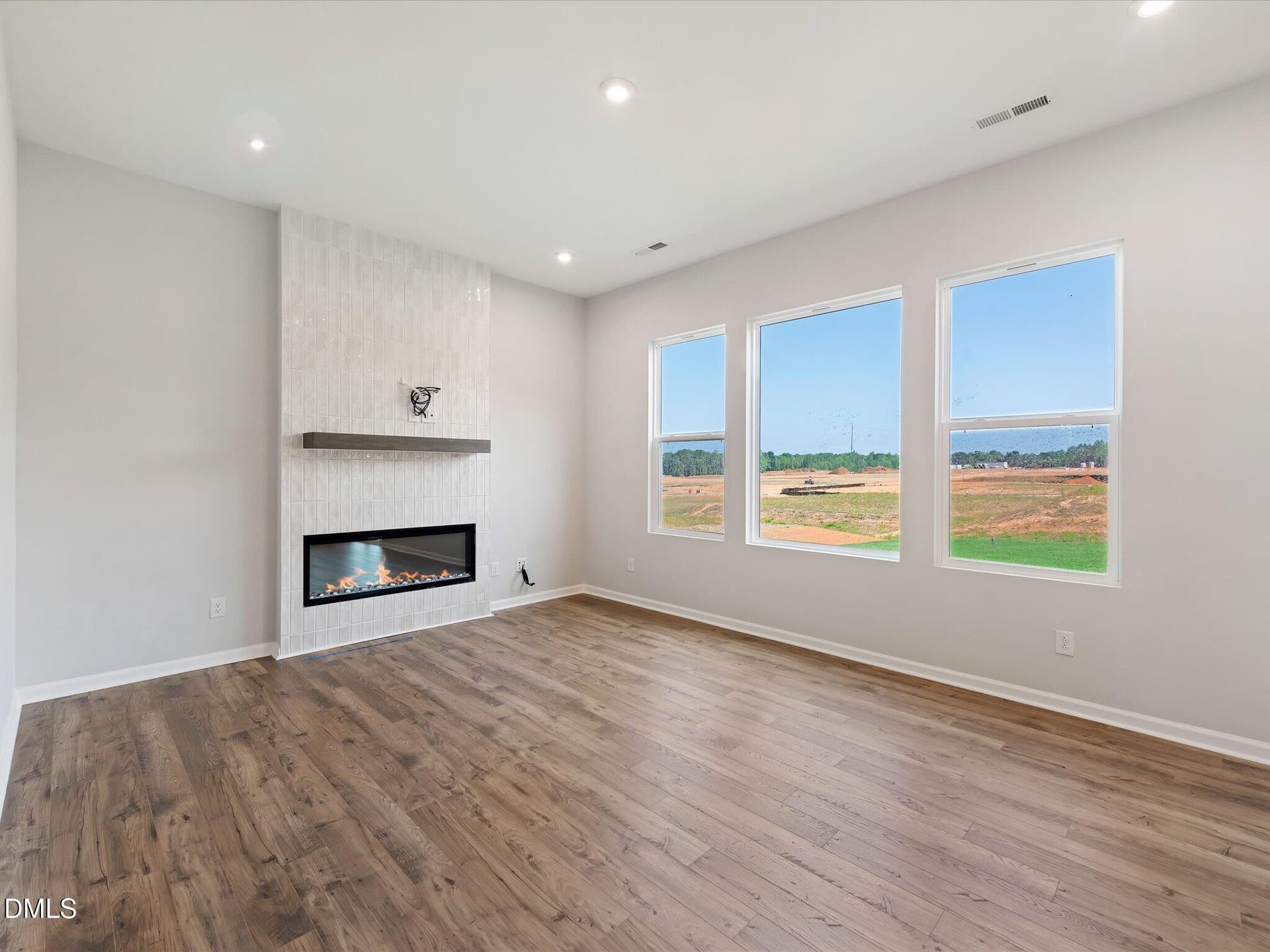 10-Family room - 1211 Shallow Spring Drive, Mebane, NC 27302