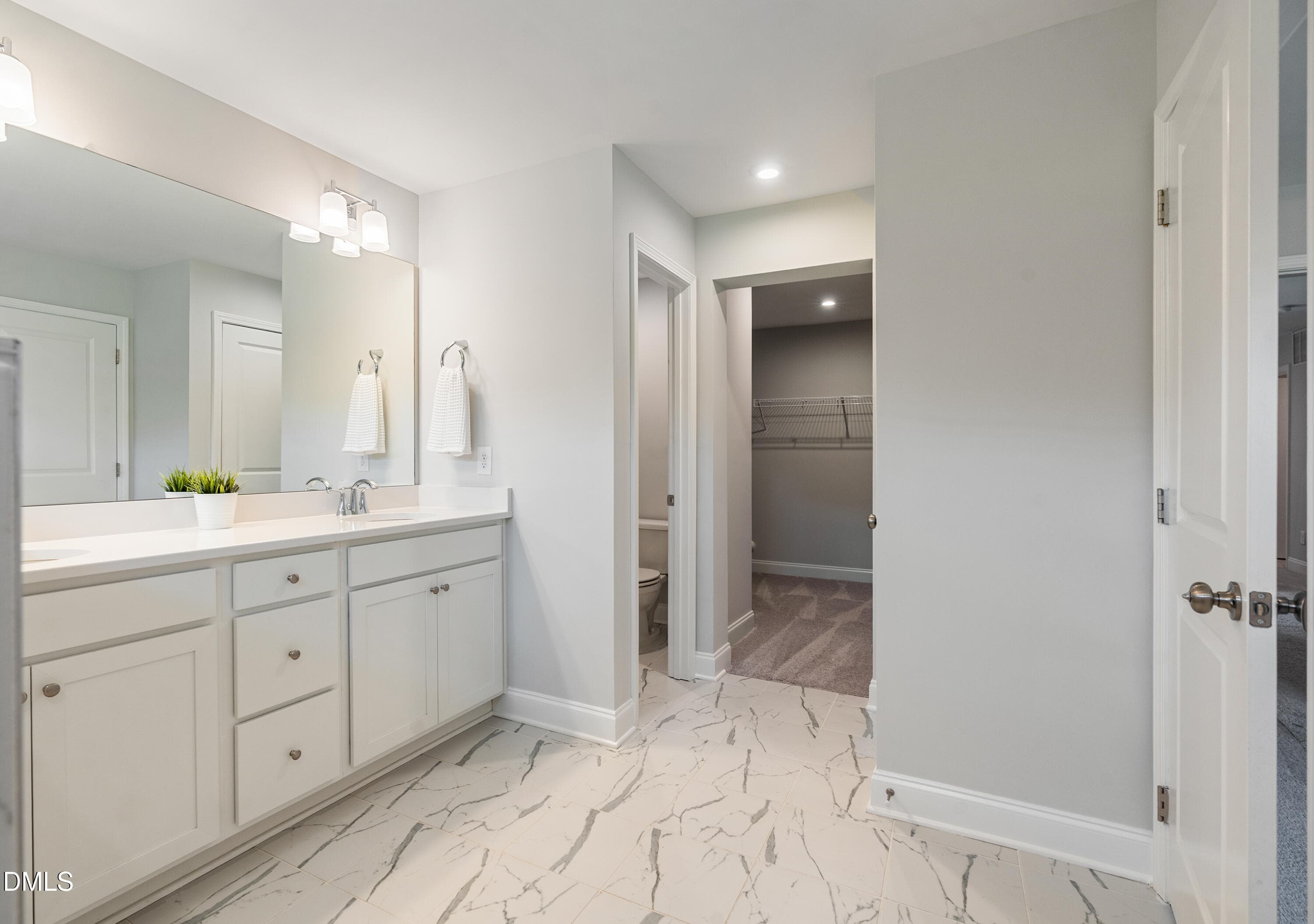 14 - 200 Deardom Way, Chapel Hill, NC 27516, Chapel Hill