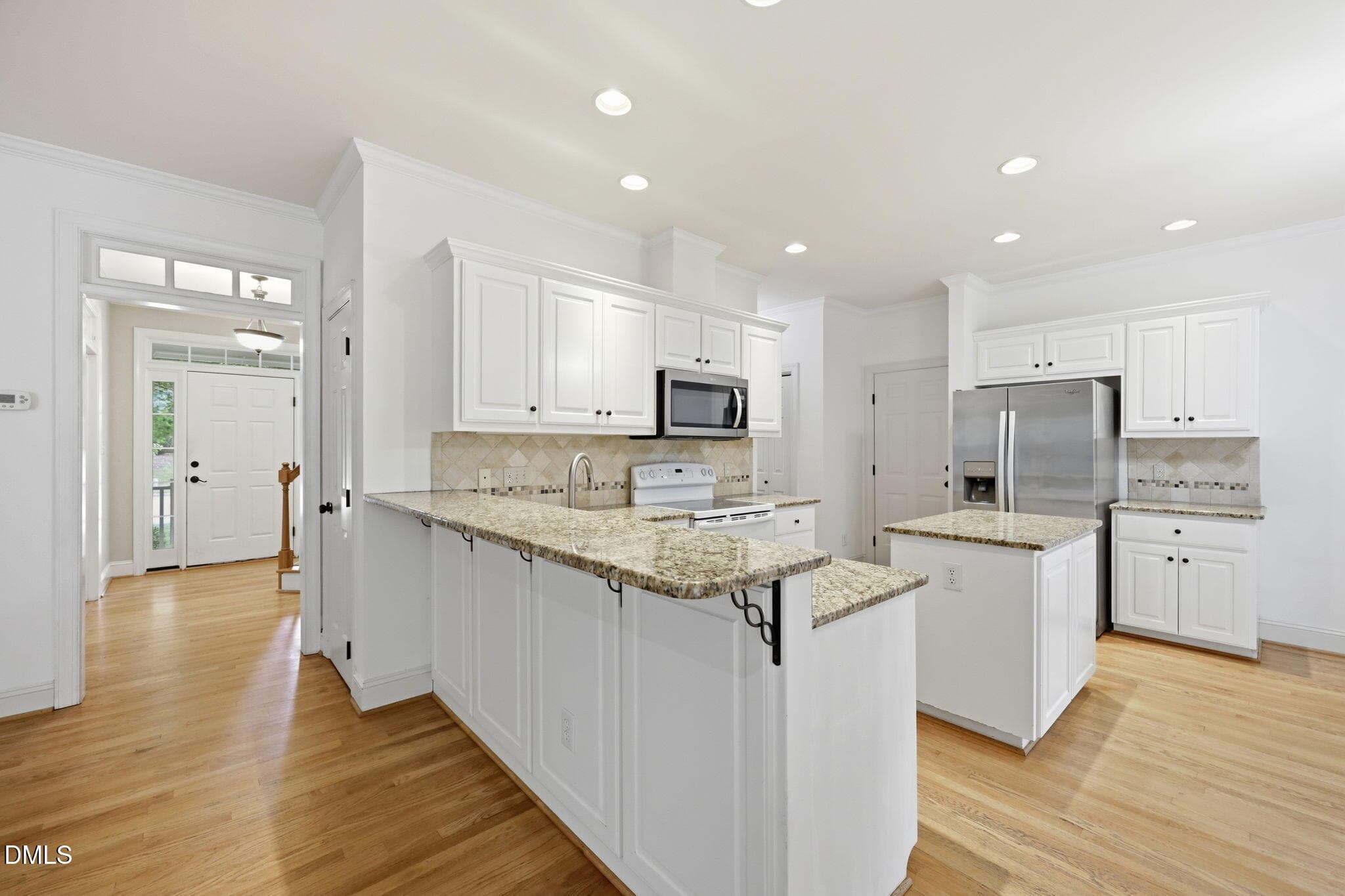 23-web-or-mls-IMG_1412_edit - 101 Plumtree Way, Cary, NC 27518, Cary