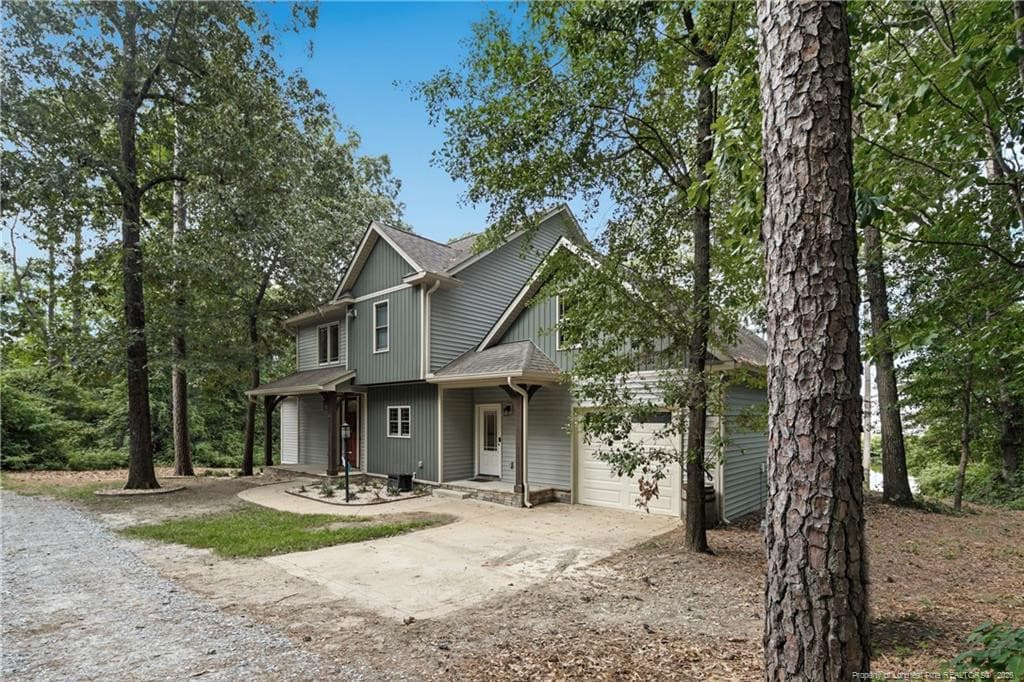 Photo 2 - 6441 Bingham Place, Fayetteville, NC 28304, Fayetteville