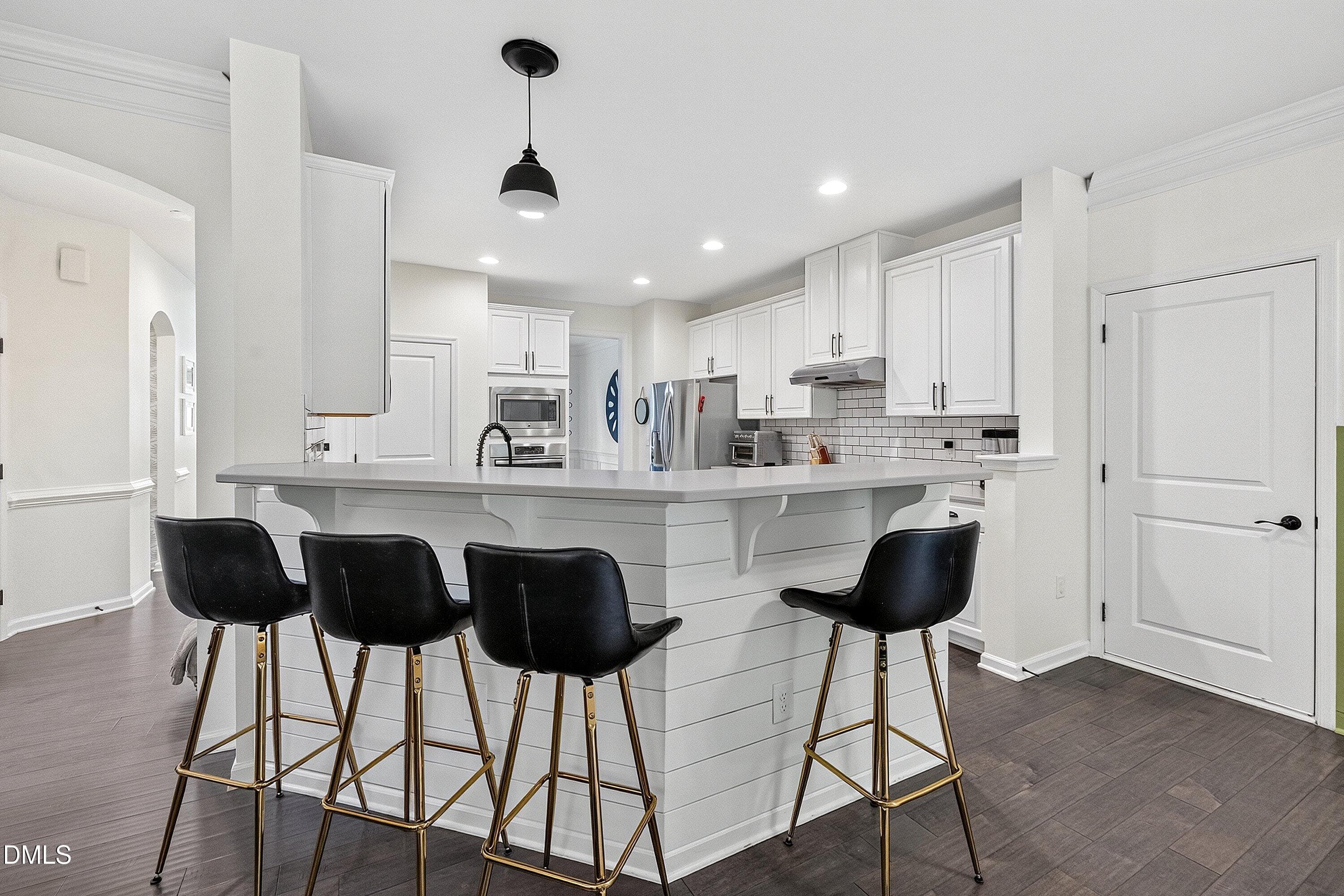 22-147 S Farnleigh Dr_7041 - 147 S Farnleigh Drive, Chapel Hill, NC 27517, Chapel Hill