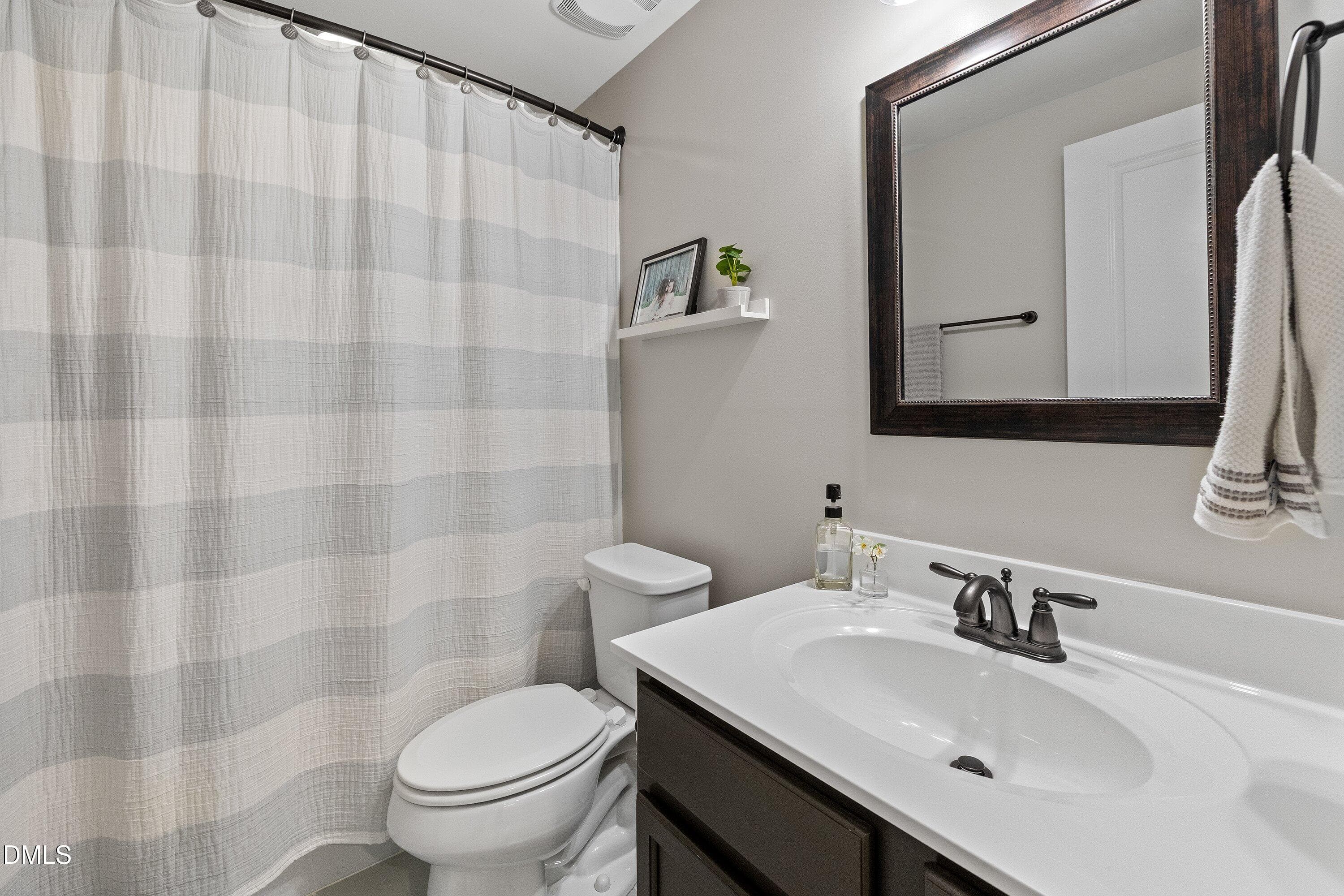 31-147 S Farnleigh Dr_7094 - 147 S Farnleigh Drive, Chapel Hill, NC 27517, Chapel Hill