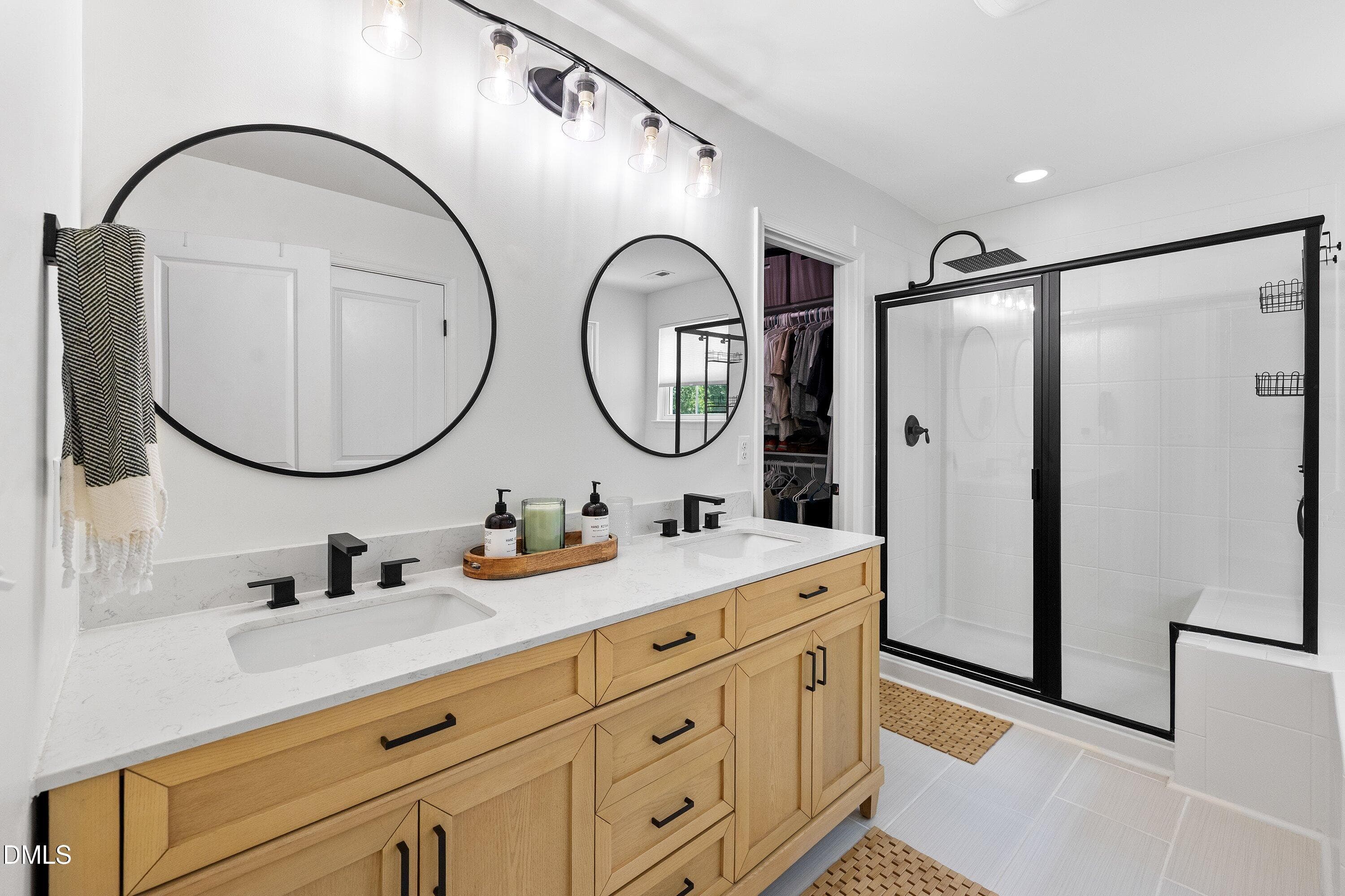 43-147 S Farnleigh Dr_7154 - 147 S Farnleigh Drive, Chapel Hill, NC 27517, Chapel Hill