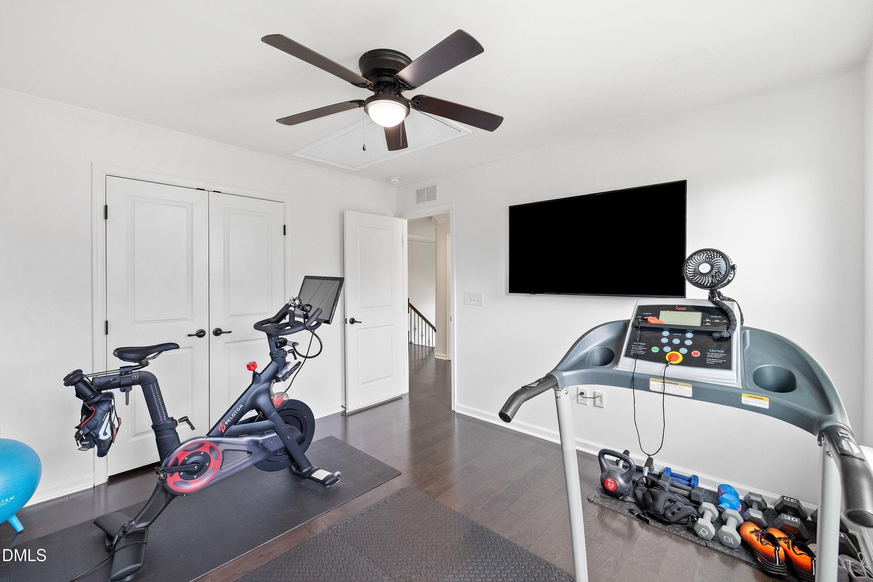 52-147 S Farnleigh Dr_7209 - 147 S Farnleigh Drive, Chapel Hill, NC 27517, Chapel Hill