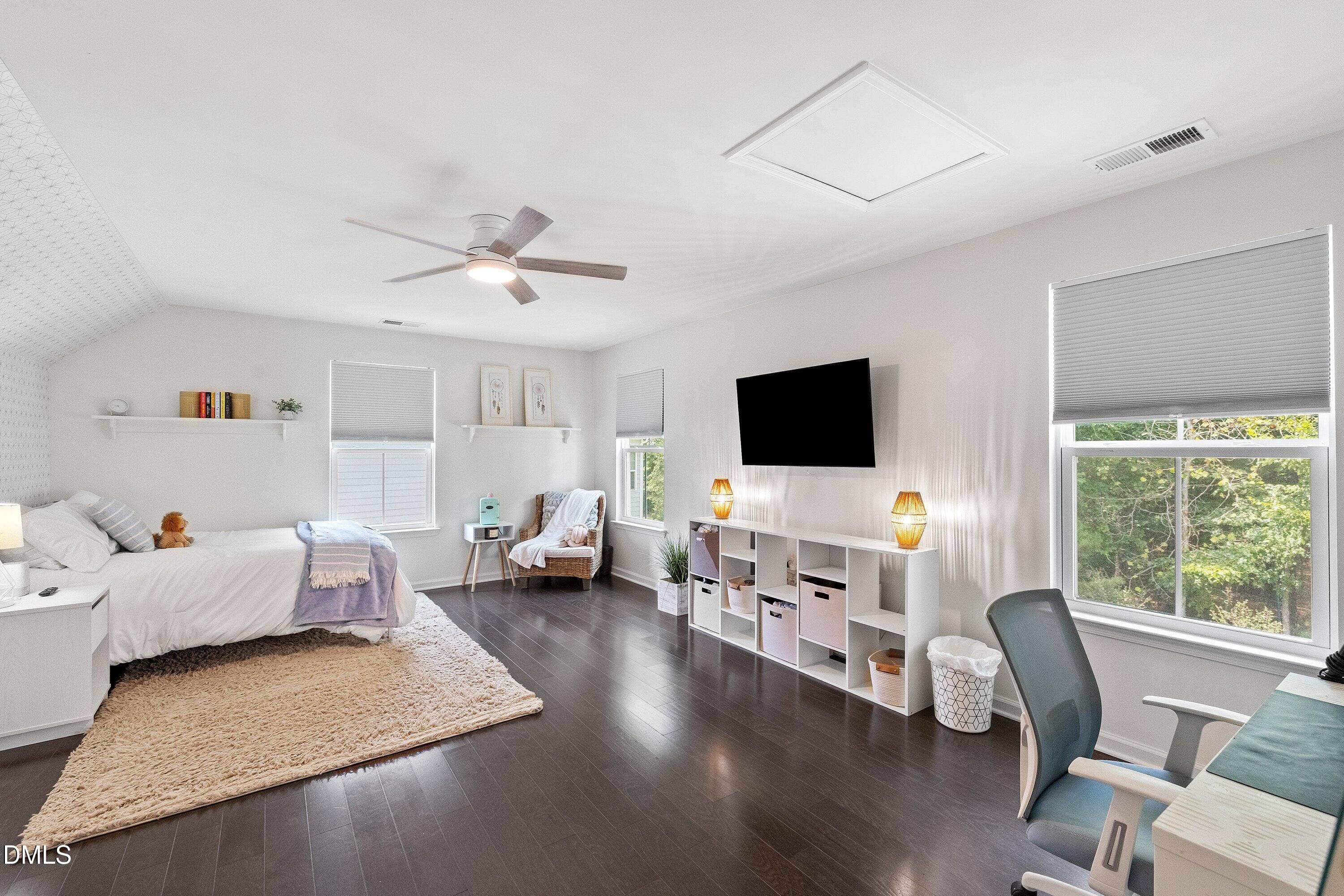 54-147 S Farnleigh Dr_7219 - 147 S Farnleigh Drive, Chapel Hill, NC 27517, Chapel Hill