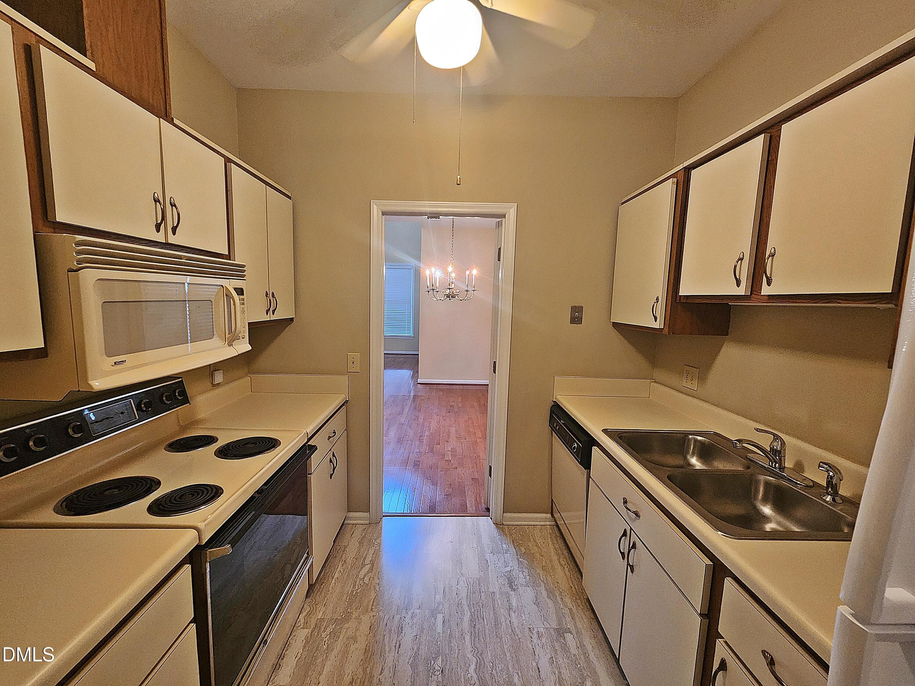 Kitchen B - 1615 Dunraven Drive, Raleigh, NC 27612, Raleigh
