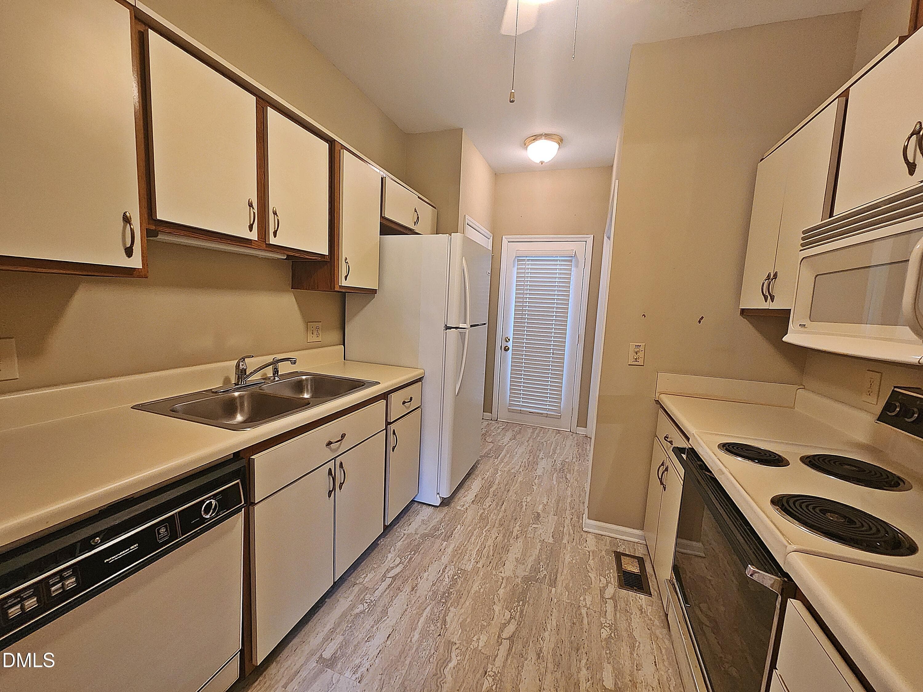 Kitchen C - 1615 Dunraven Drive, Raleigh, NC 27612, Raleigh