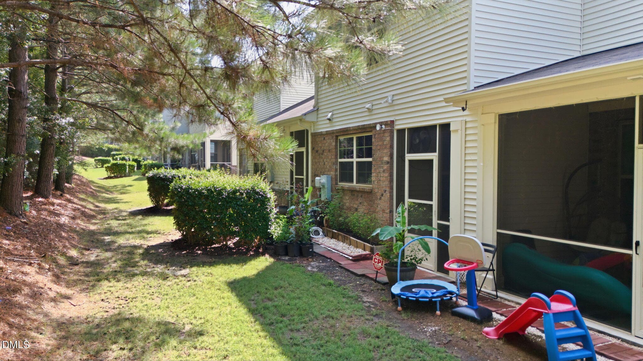 Yard - 734 Davenbury Way, Cary, NC 27513, Cary