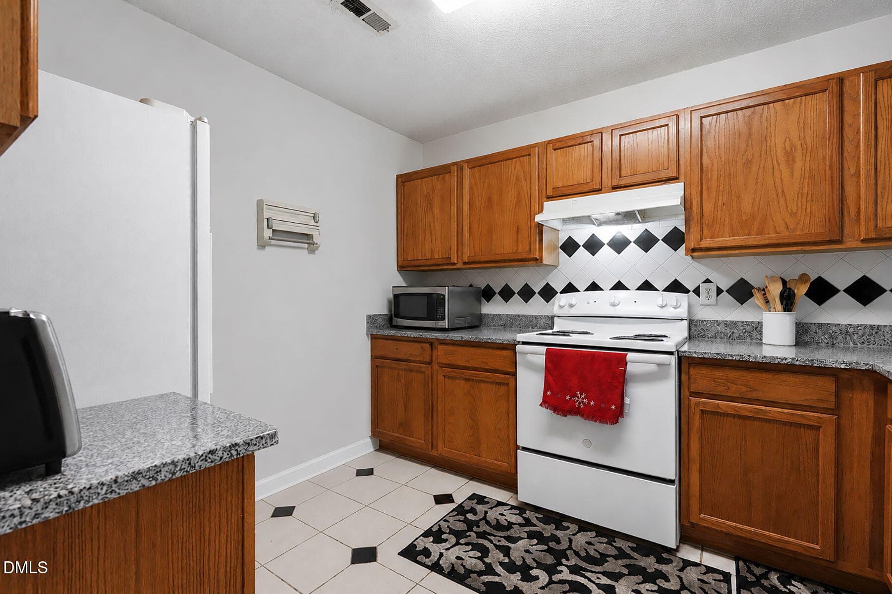 KitchenPendletonCt - 9 Pendleton Court, Durham, NC 27713, Durham