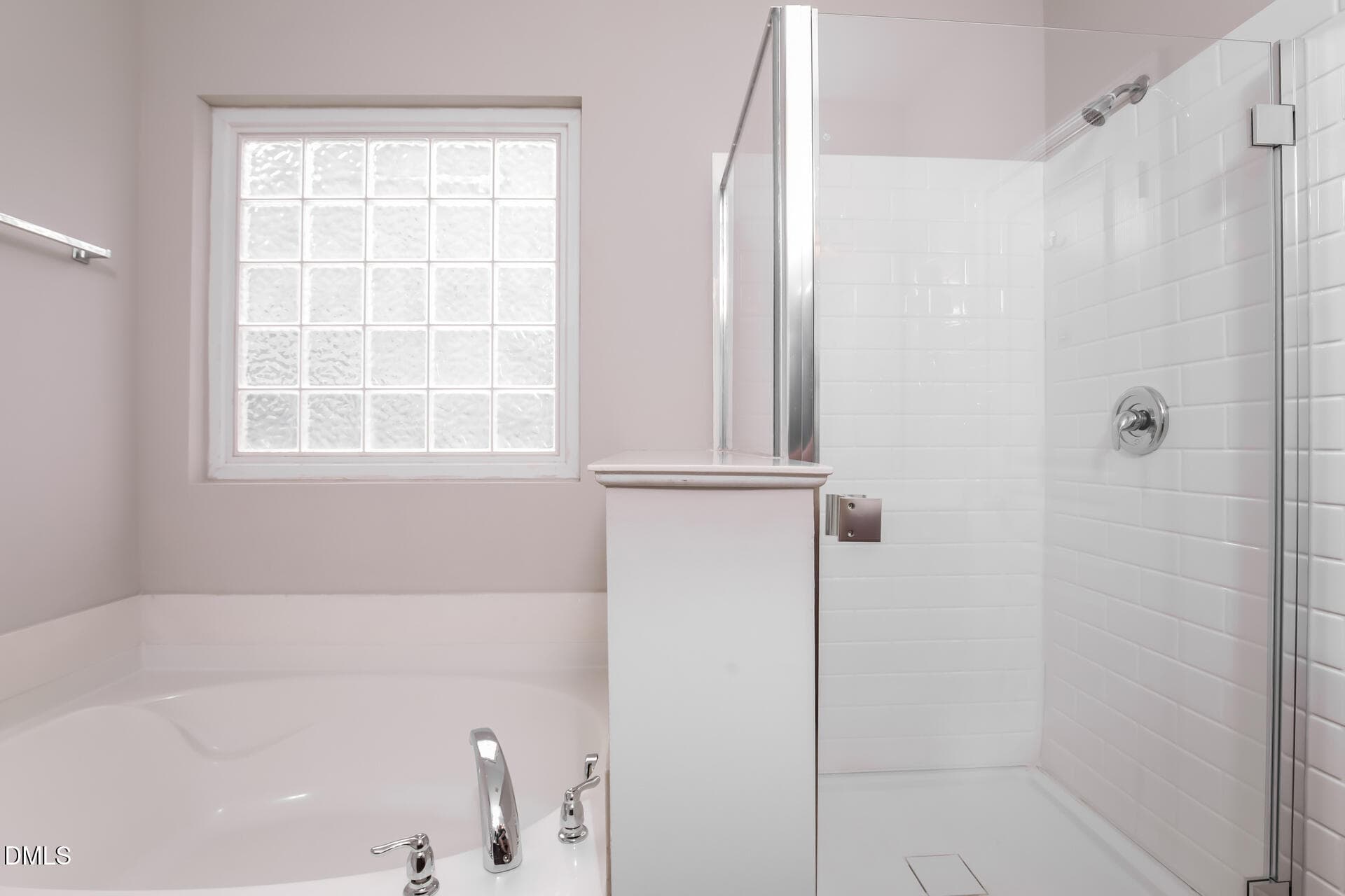014-photo-main-bathroom-15516479 - 3213 Whispernut Lane, Zebulon, NC 27597