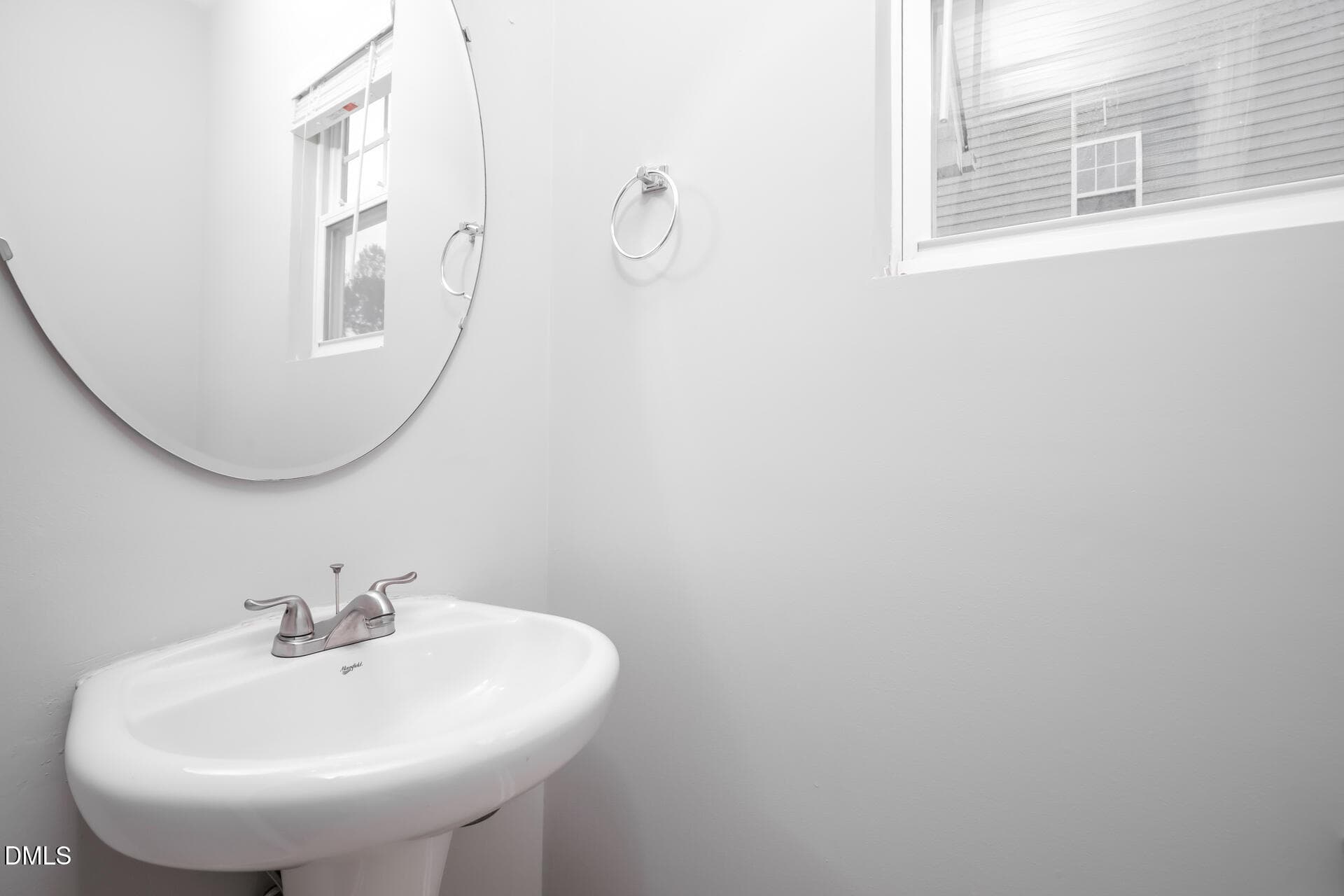 017-photo-bathroom-15516475 - 3213 Whispernut Lane, Zebulon, NC 27597