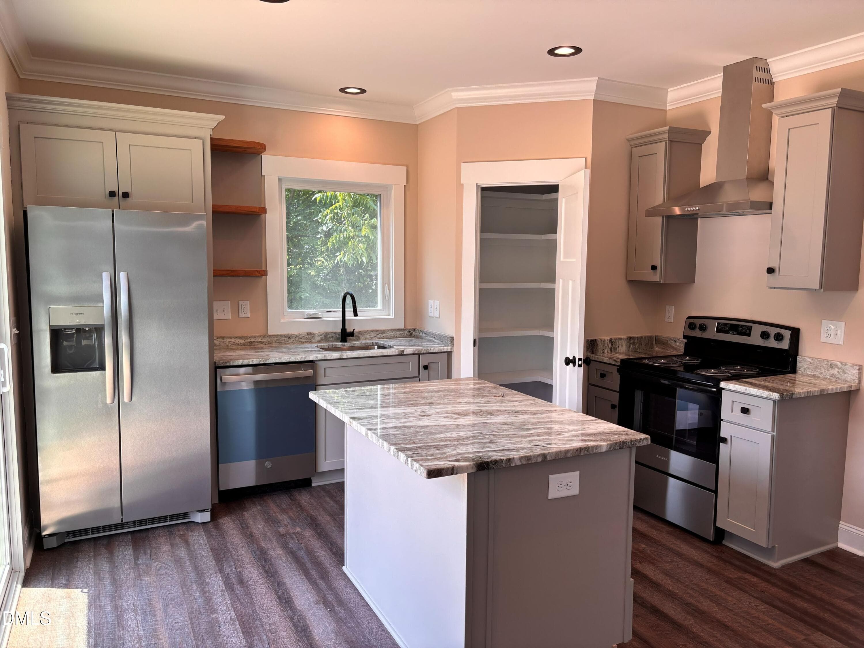 9kitch - 402 Poplar Street, Graham, NC 27253