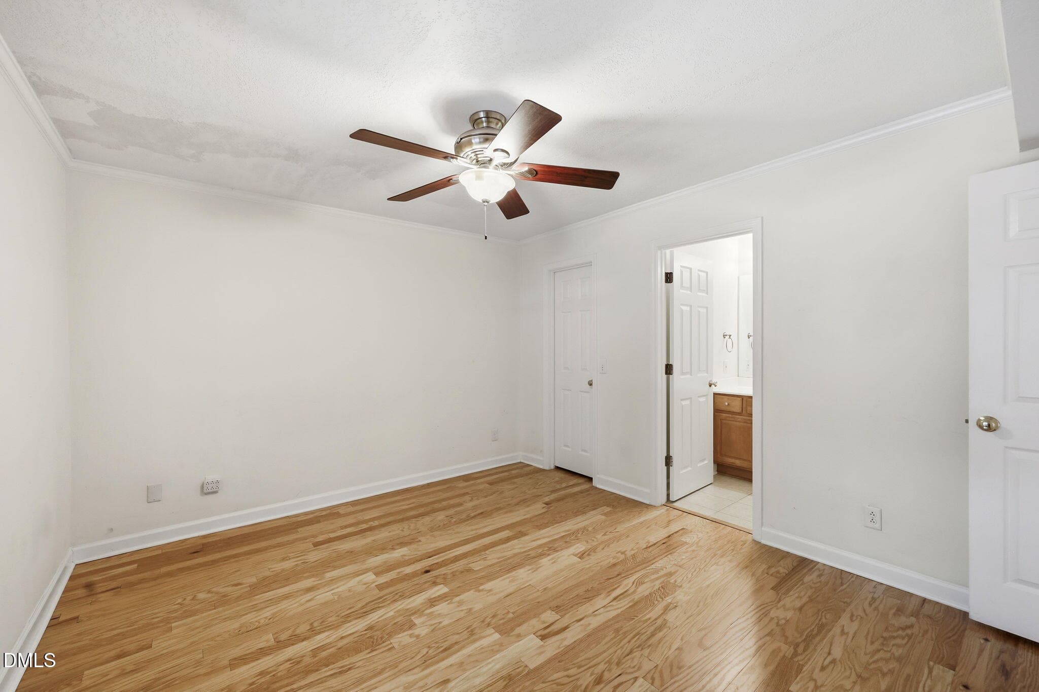 29-web-or-mls-IMG_8816 - 1021 Nicholwood Drive, Raleigh, NC 27605, Raleigh