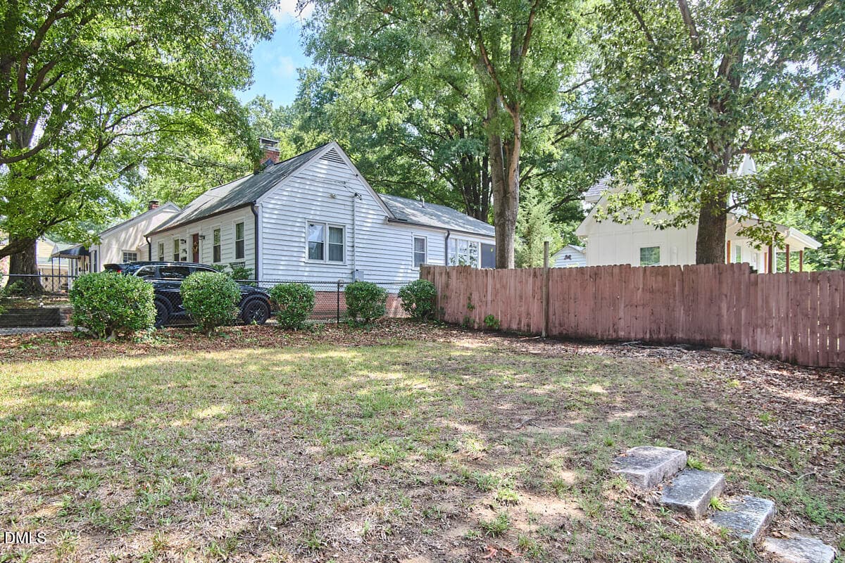 014 - 201 E Club Boulevard, Durham, NC 27704, Durham