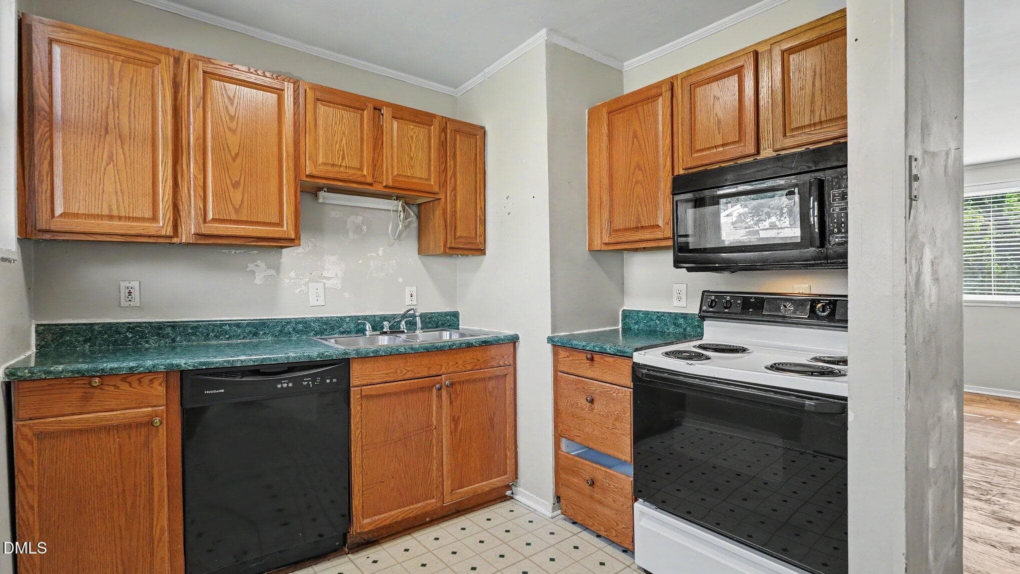 Kitchen - 519 Overlook Street, Greensboro, NC 27403
