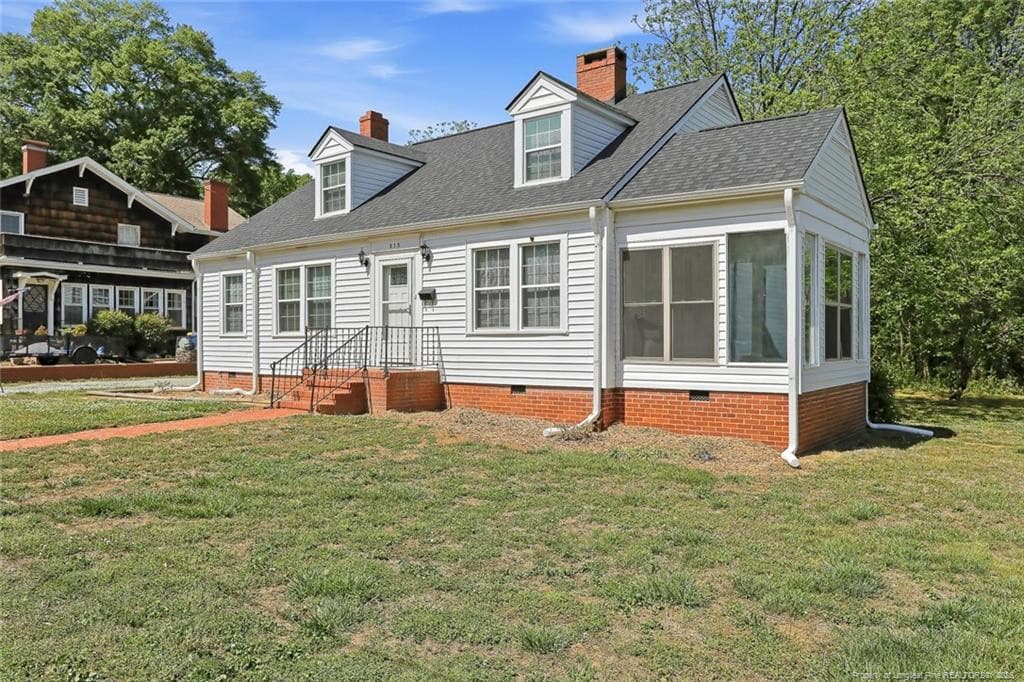 Photo 3 - 315 S Third Avenue, Siler City, NC 27344, Siler City