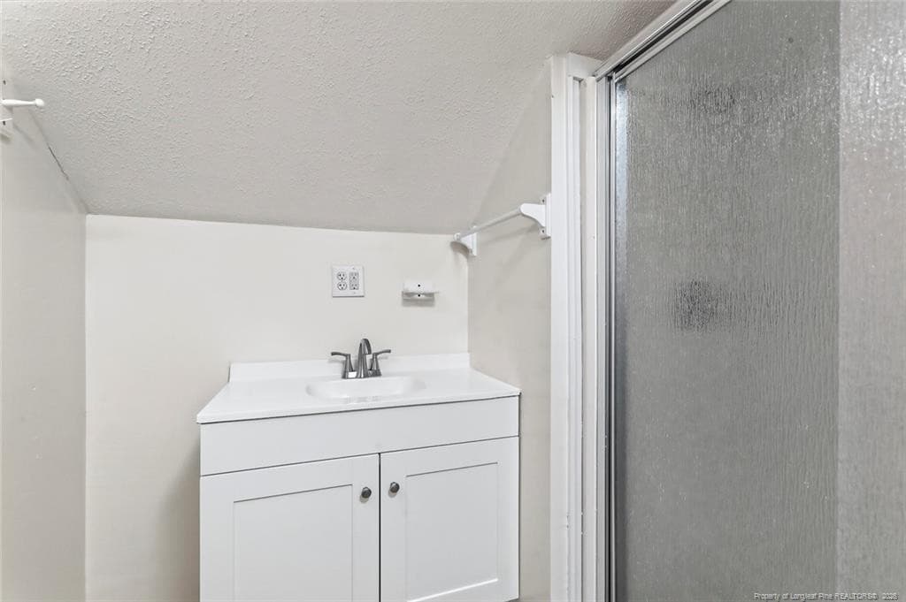 Photo 33 - 315 S Third Avenue, Siler City, NC 27344, Siler City