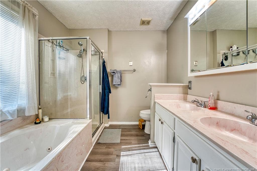 Photo 12 - 3524 Gables Drive, Fayetteville, NC 28311, Fayetteville