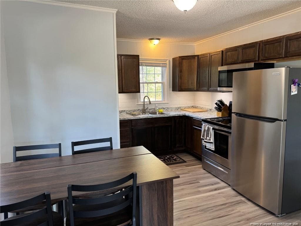 Photo 4 - 949 Chester Circle, Fayetteville, NC 28303, Fayetteville