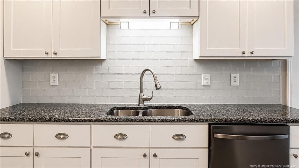 Photo 12 - 6873 Kingsgate Drive, Fayetteville, NC 28314, Fayetteville