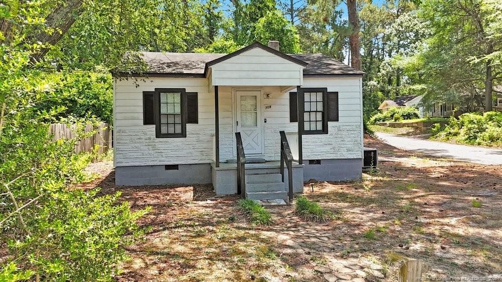 Photo 2 - 709 Lakeland Street, Fayetteville, NC 28301, Fayetteville