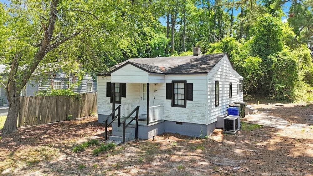 Photo 3 - 709 Lakeland Street, Fayetteville, NC 28301, Fayetteville