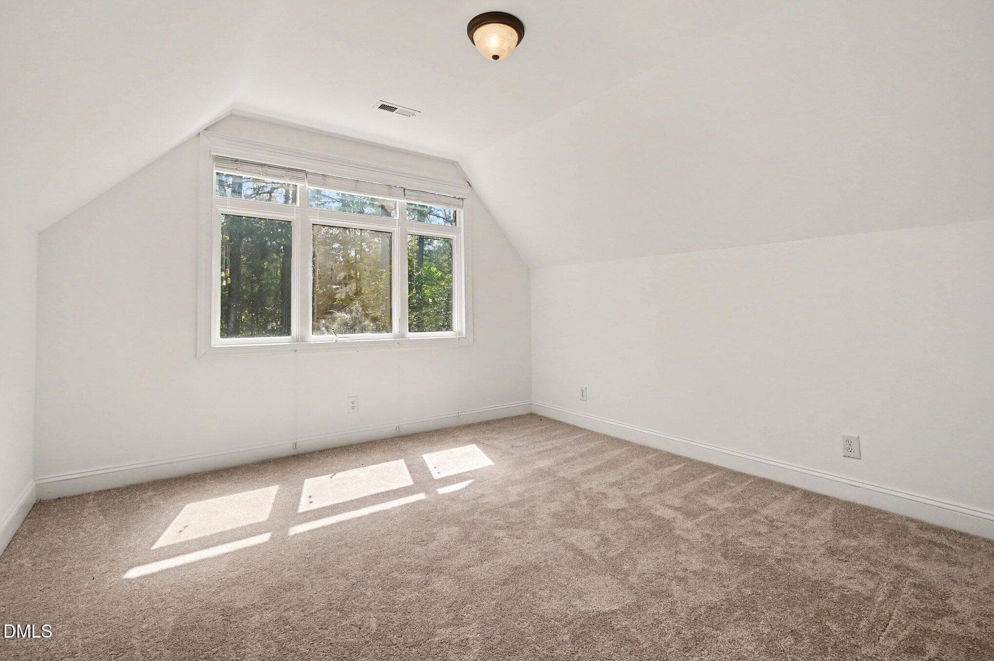 Flex Room 2 - 1021 Reaves Drive, Chapel Hill, NC 27516, Chapel Hill